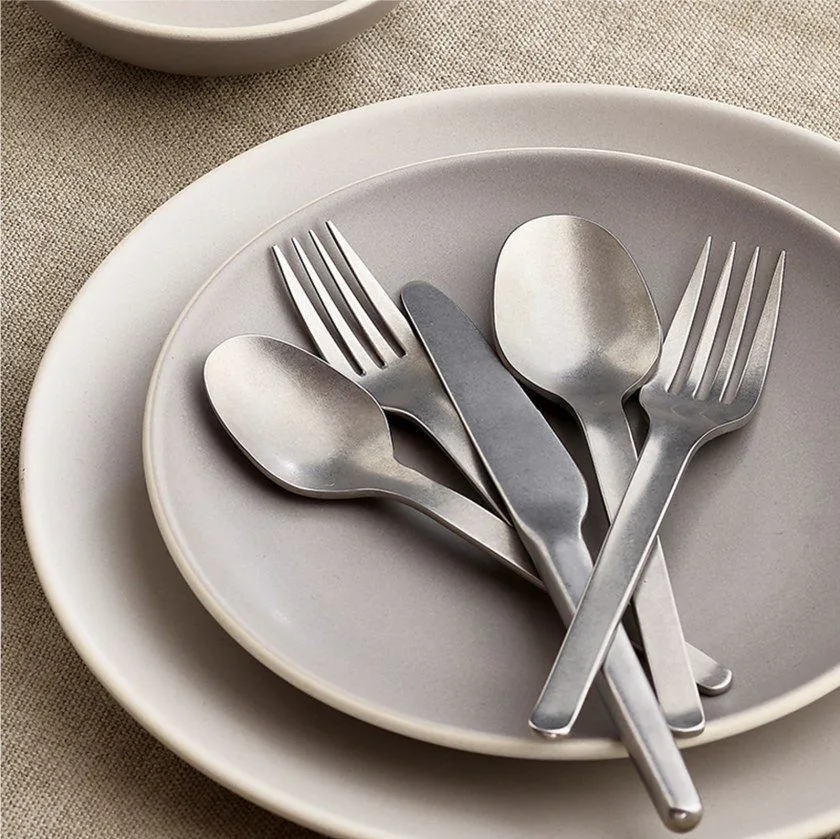 16 Non-Toxic Flatware Sets For a Healthy Kitchen