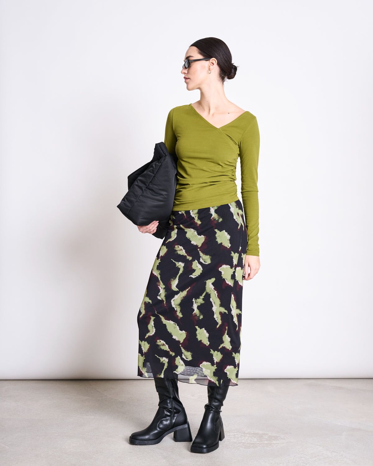 asymmetrical longsleeve casma woody olive gots 1