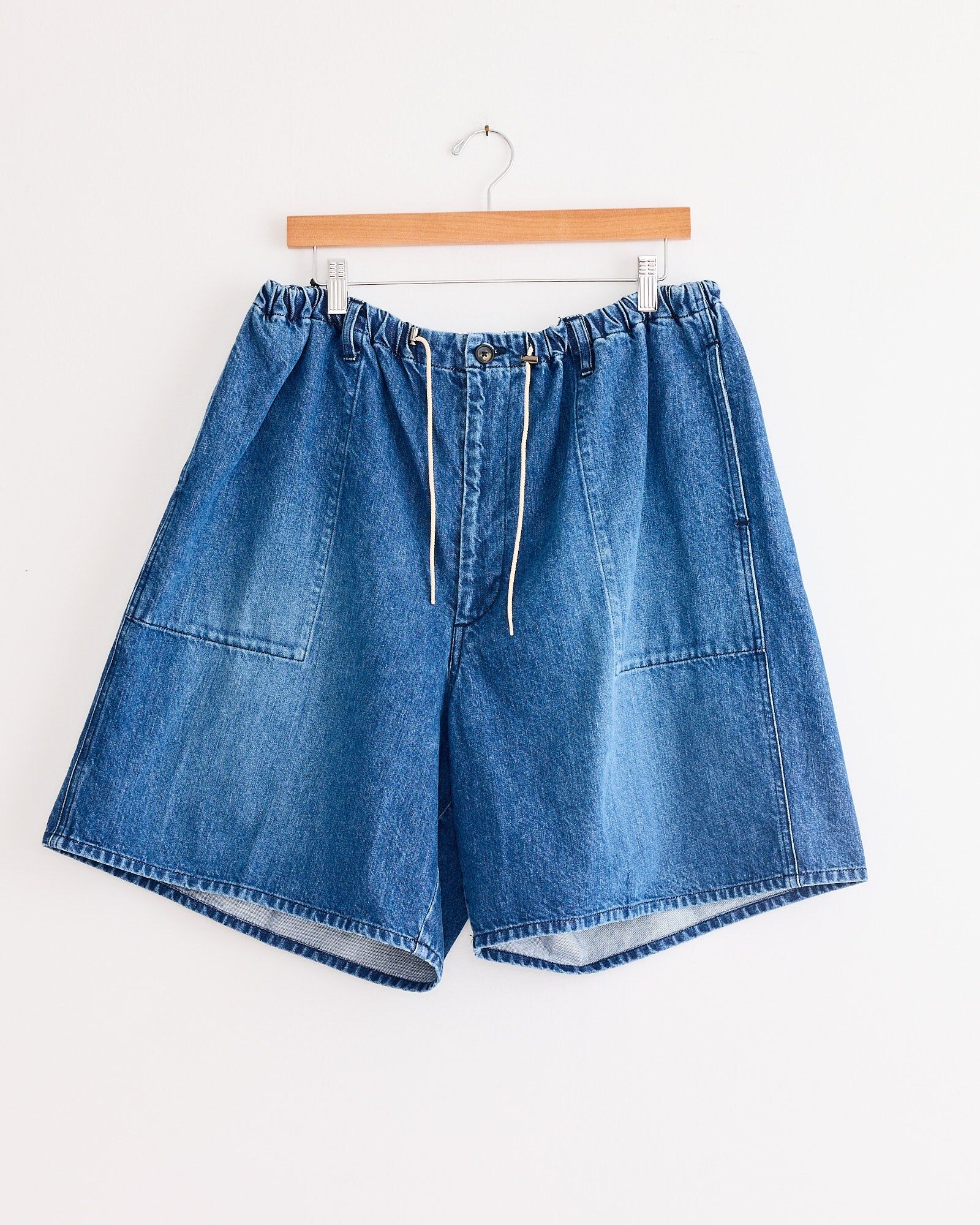 circular fatigue short in blue denim damaged 1