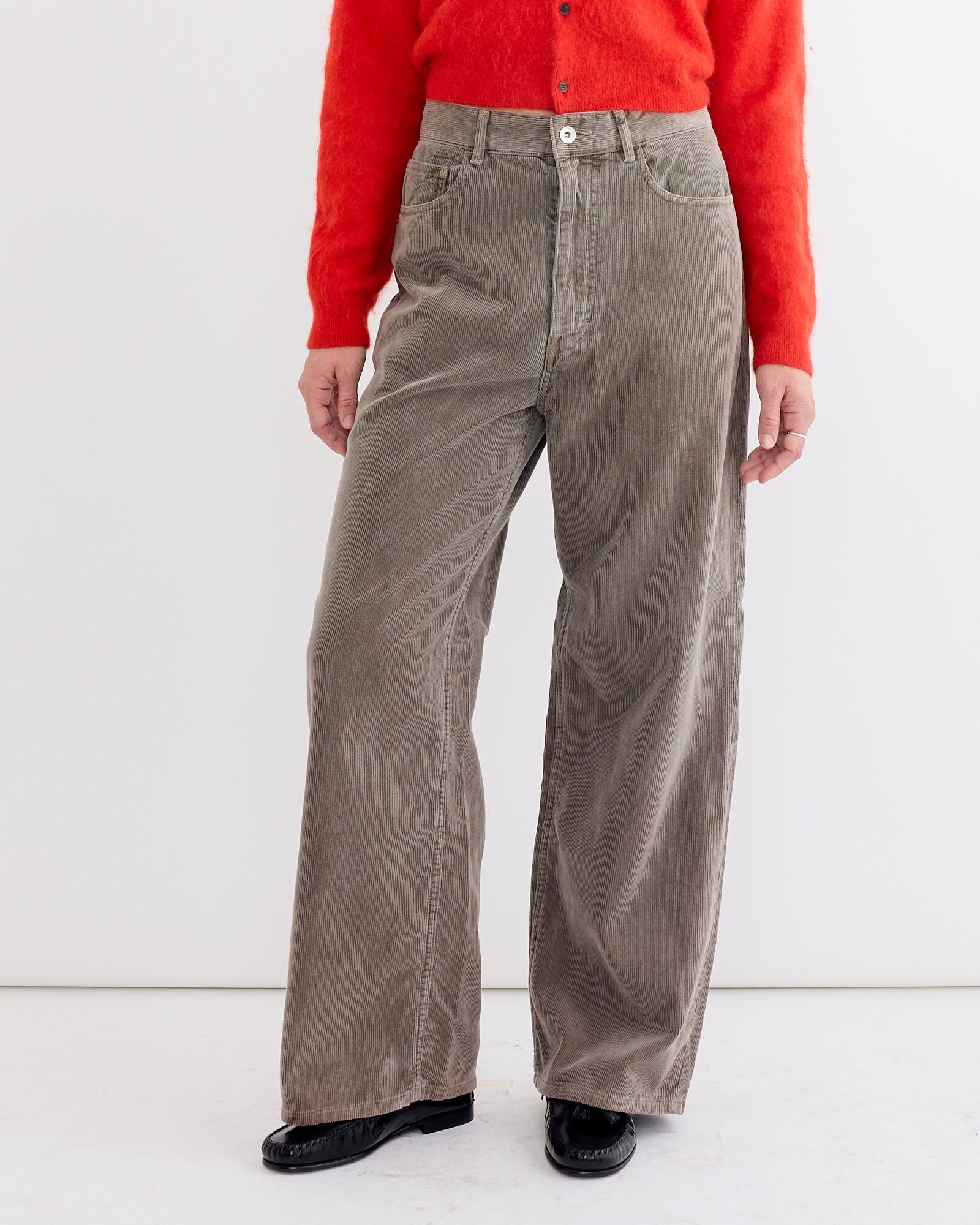 corduroy wide 5p pant in olive brown 1