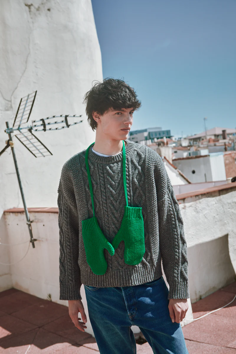 elena wool mittens parrot green 1