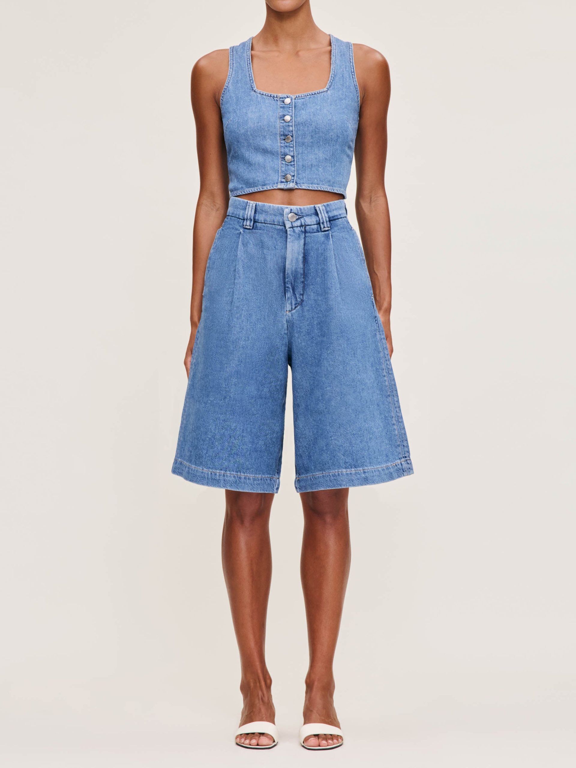 hepburn jean short high rise pleated 125 great falls 1