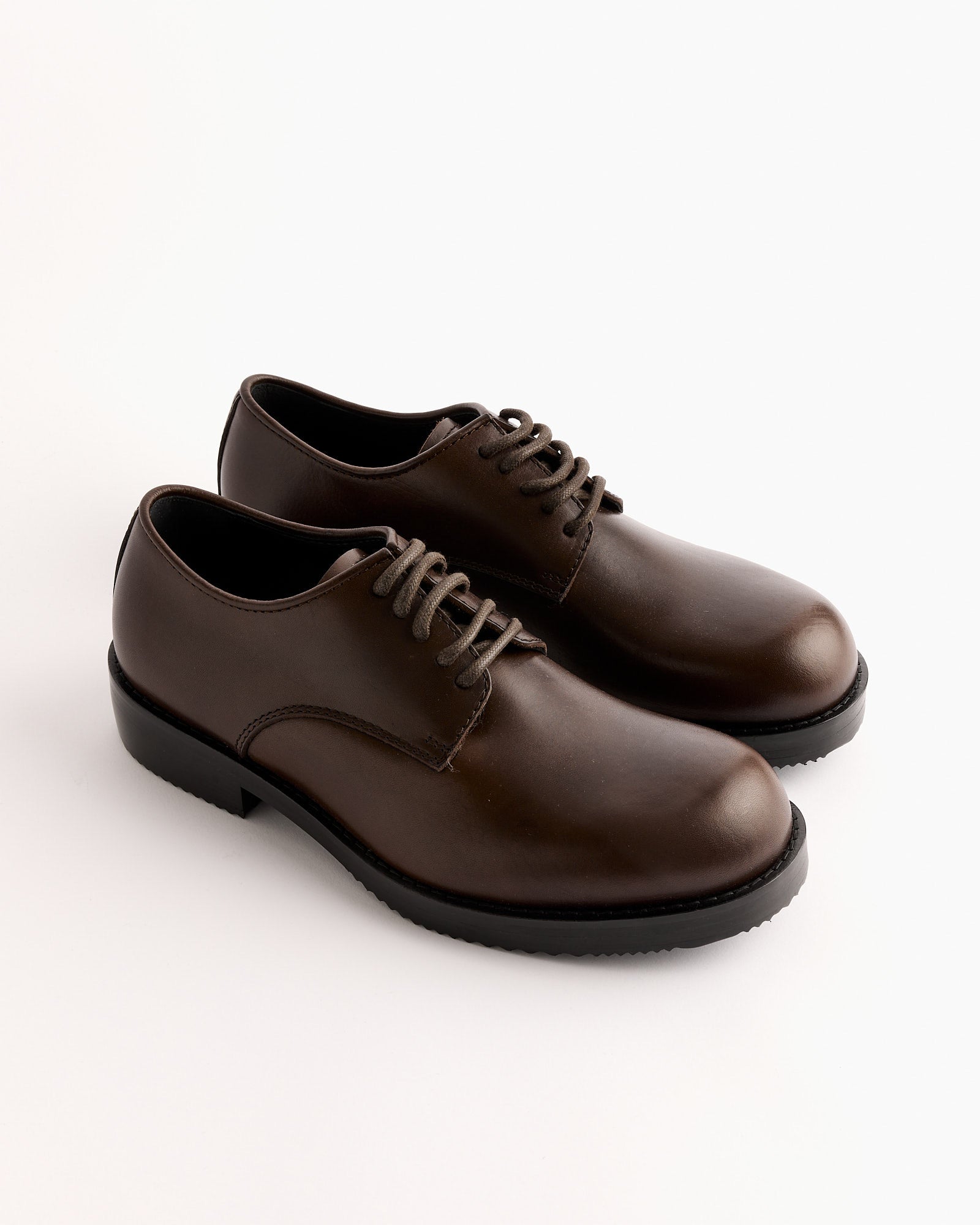 leather derby shoes in dark brown 2