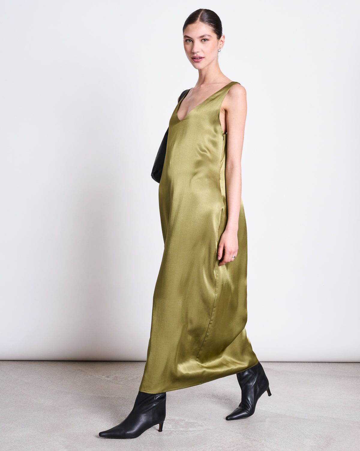 maxi dress benvie woody olive 2