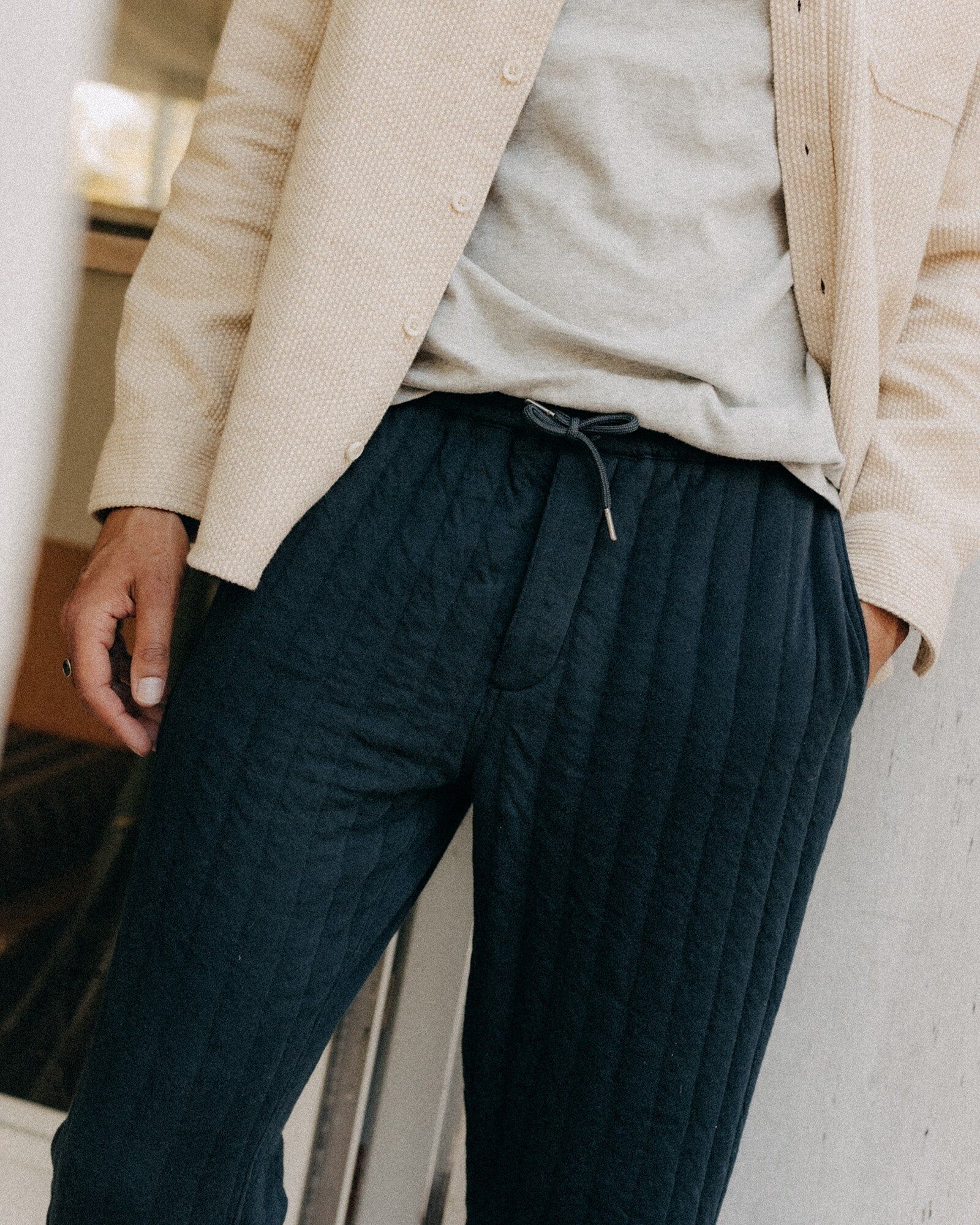 the apres pant in heather midnight quilted jersey 3