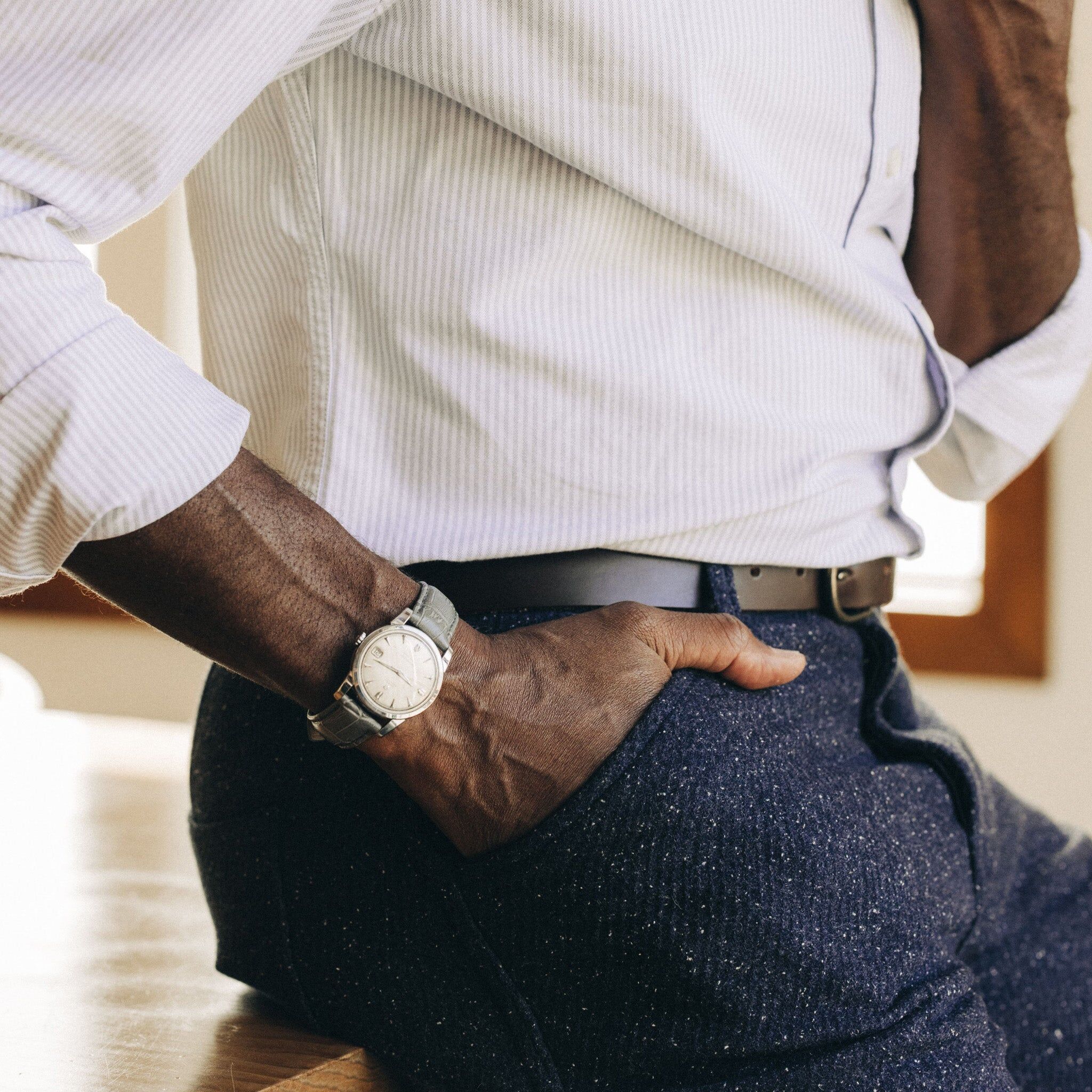 the foundation belt in dark brown 3
