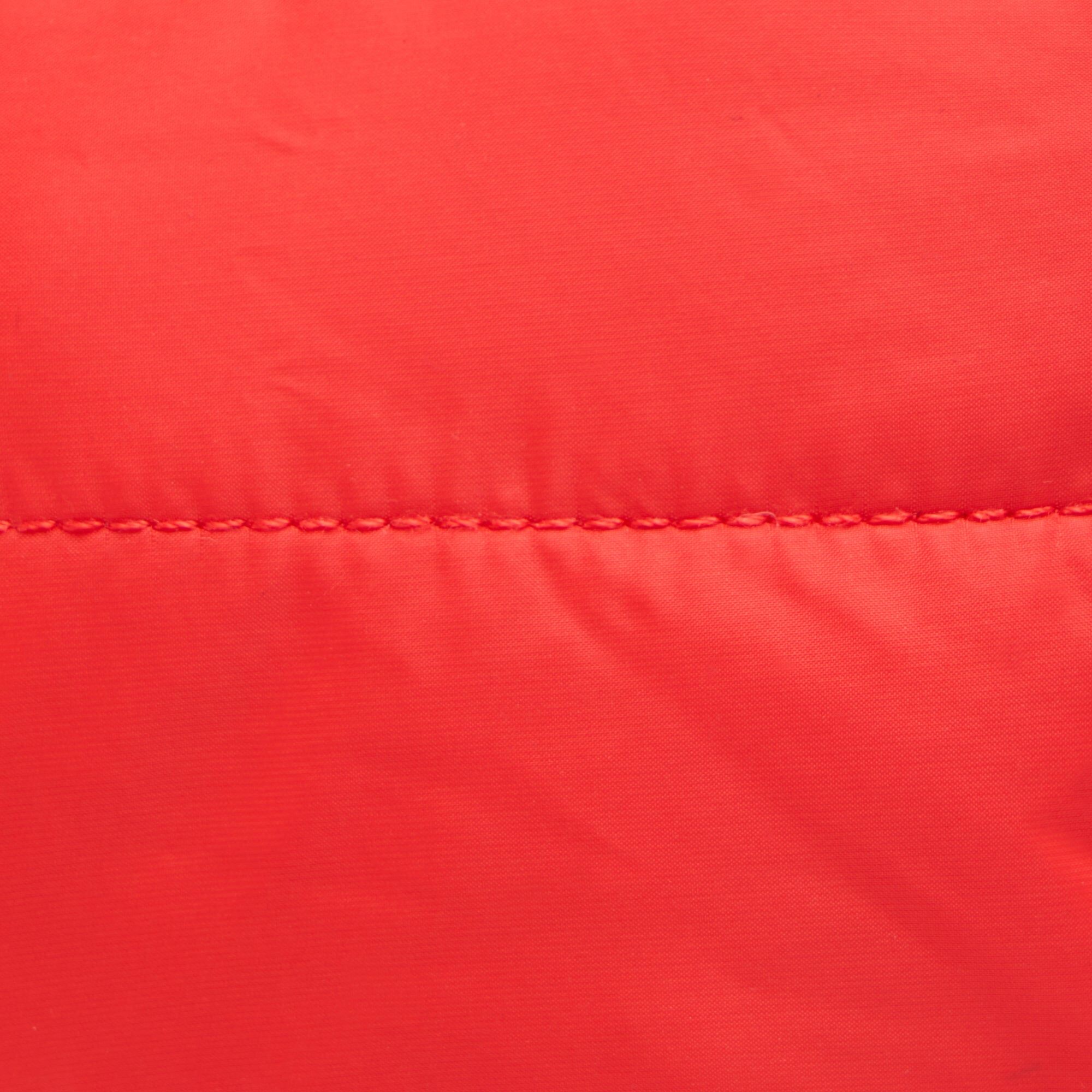 tirion unisex cap in fiery red 3