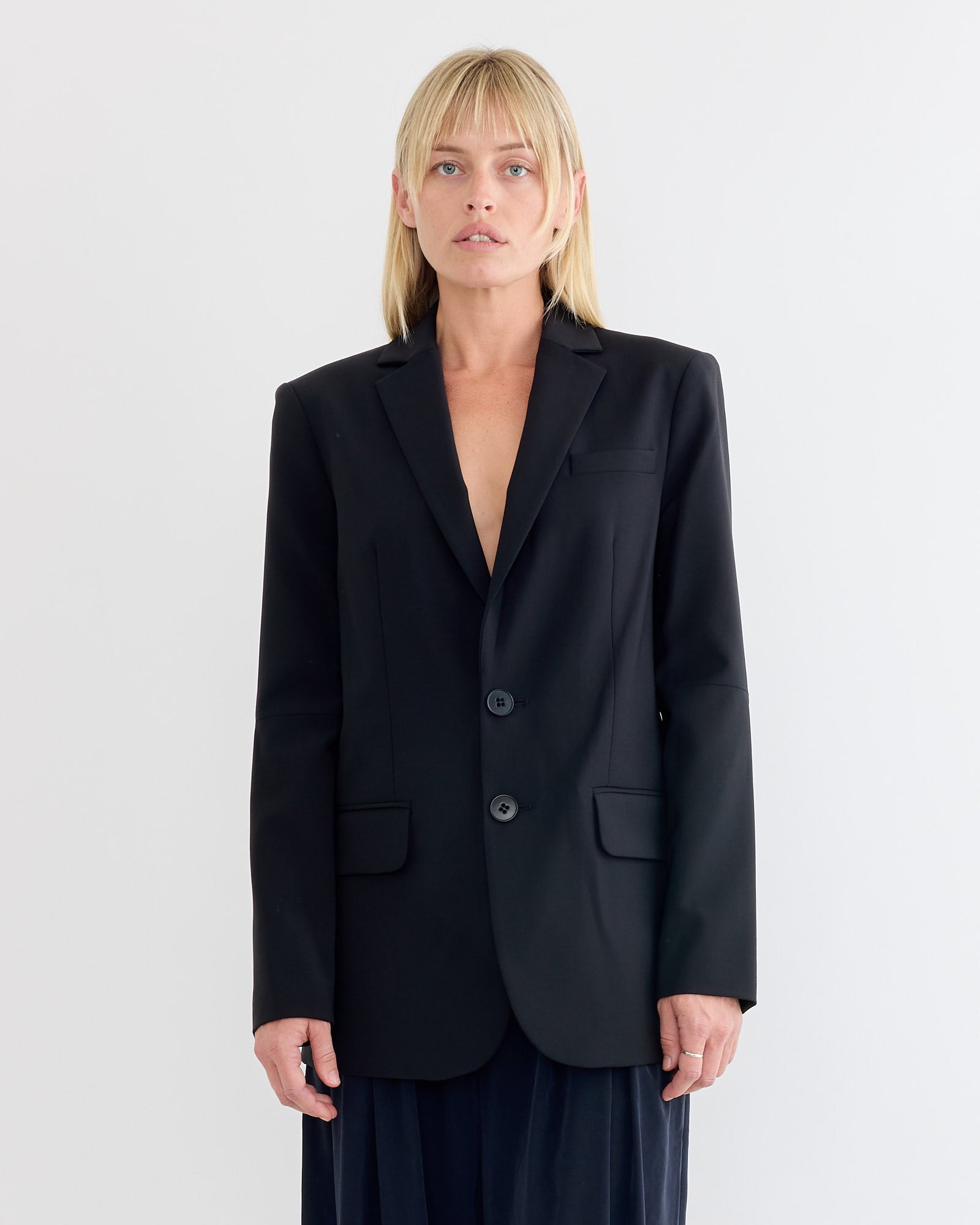 tropical wool cut out sleeve blazerin black 1