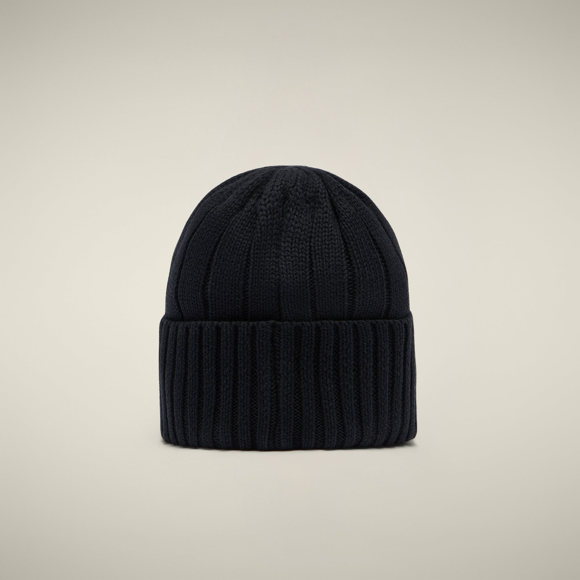 unisex ribbed beanie doyle in black 2