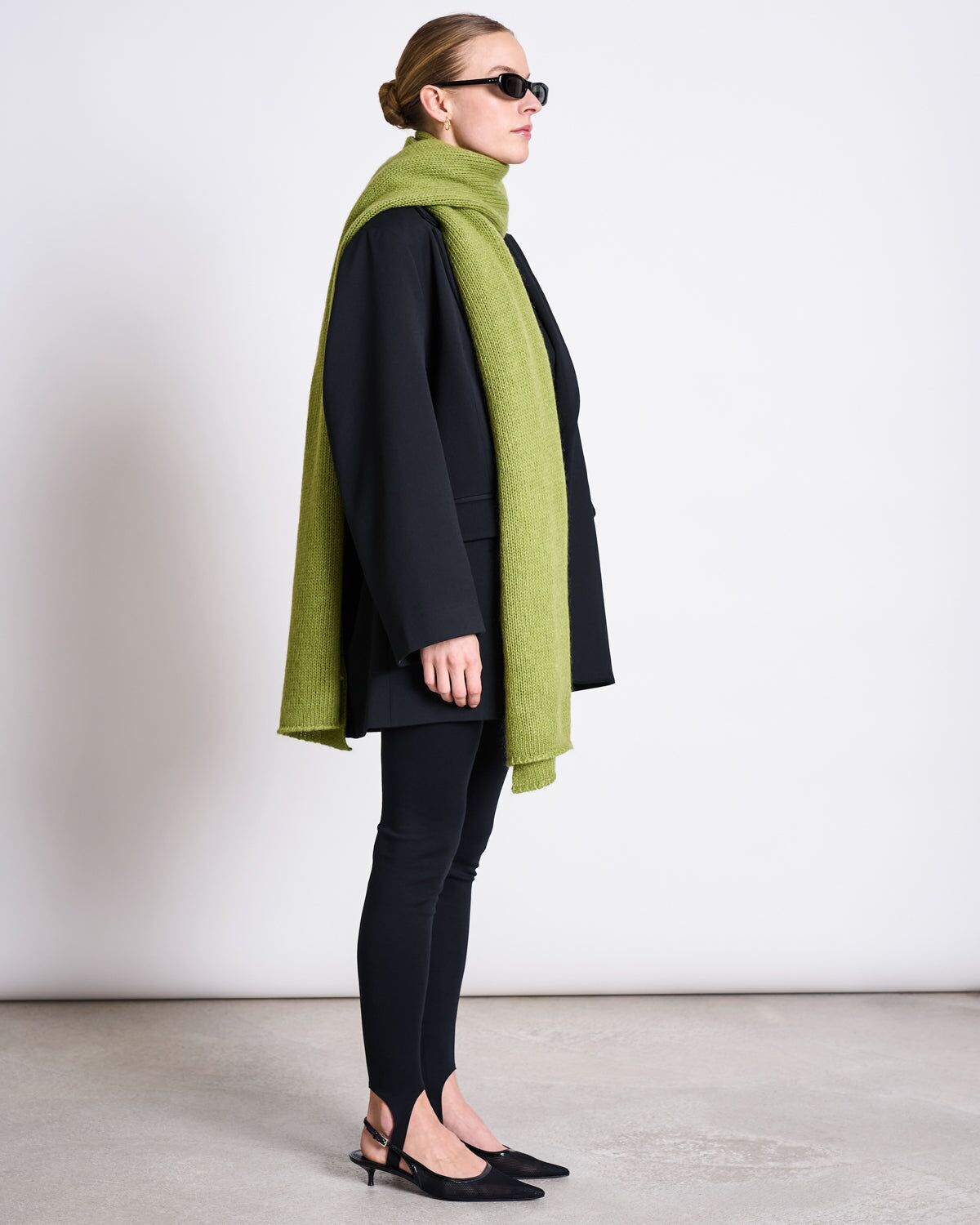 wooly knit scarf avak mossy pear 1
