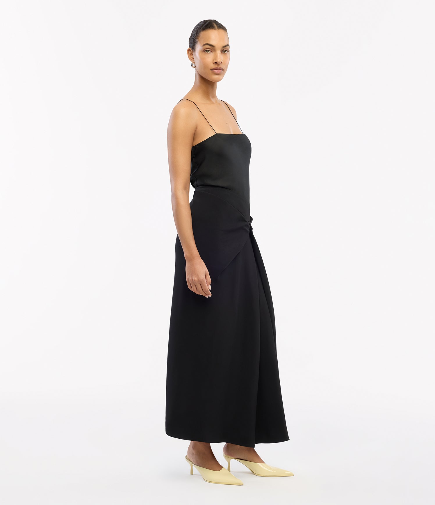asymmetrical twist skirt black 2