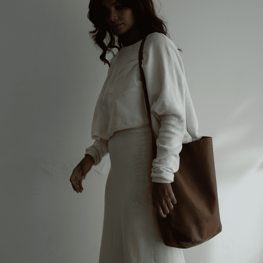bucket matte caramel tote 3