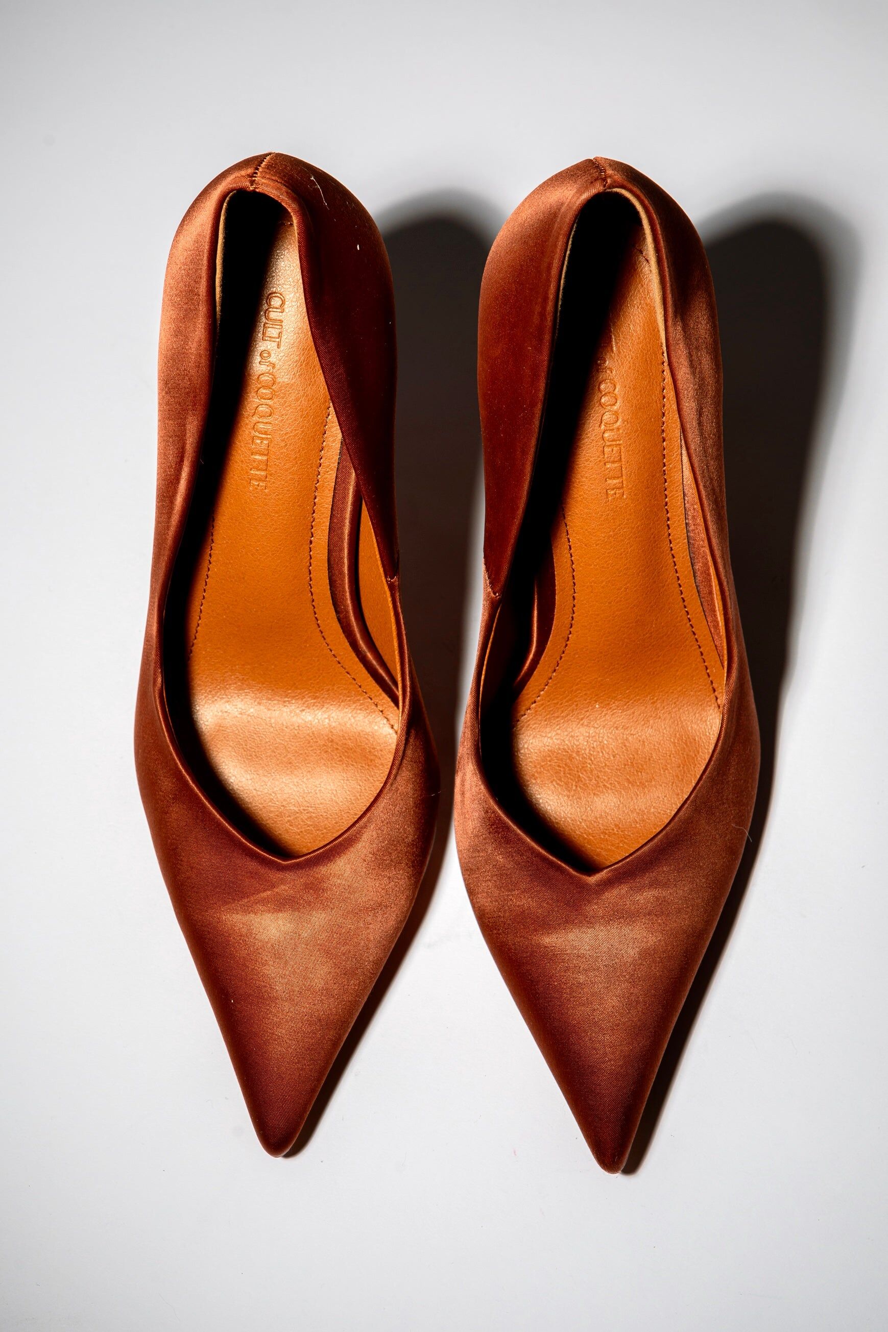 chloe brown satin pumps 105 mm 1