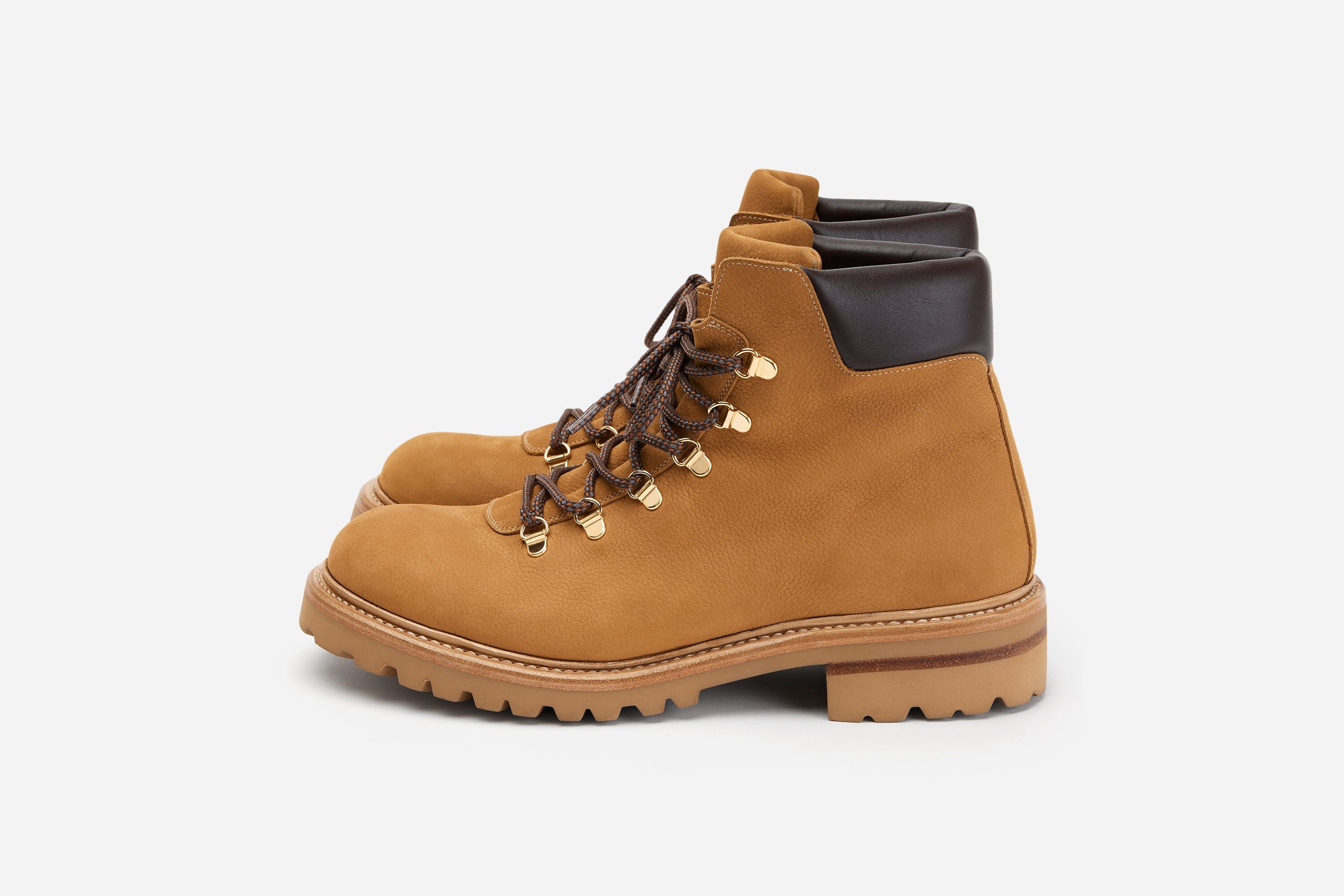 constructs hiker boot pebbled wheat 1
