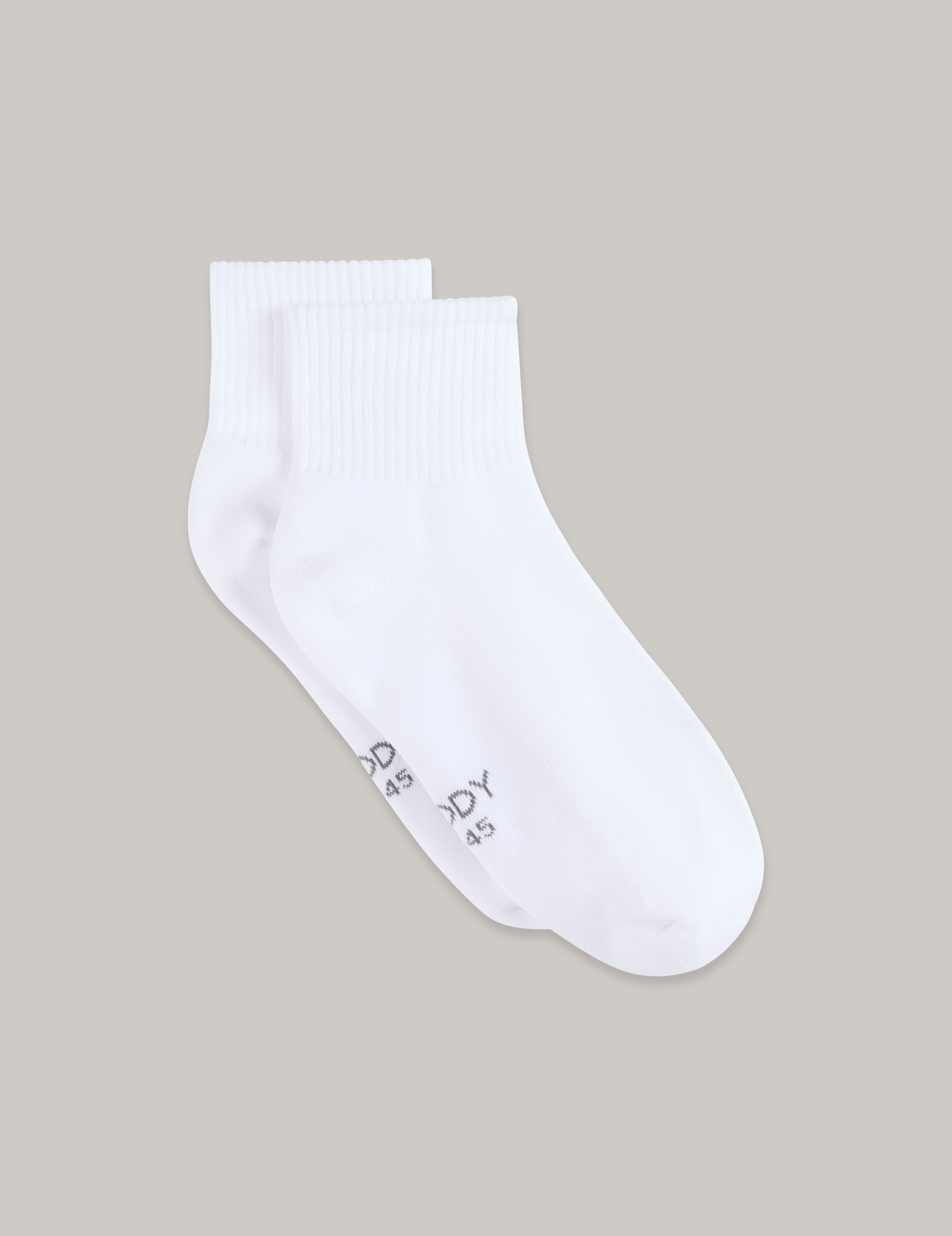 cushioned quarter crew socks white 1