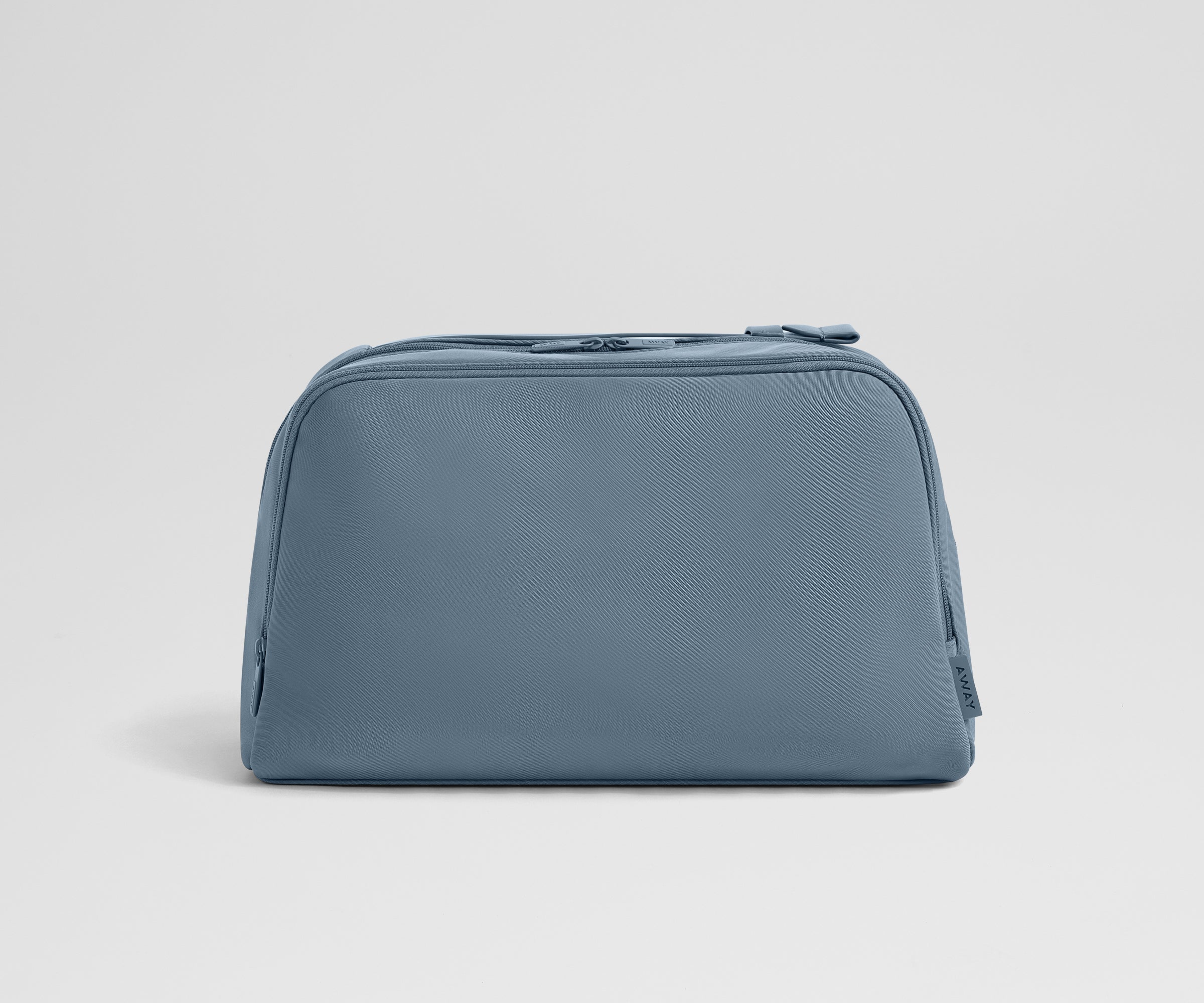 extra large toiletry bag in coast blue 1