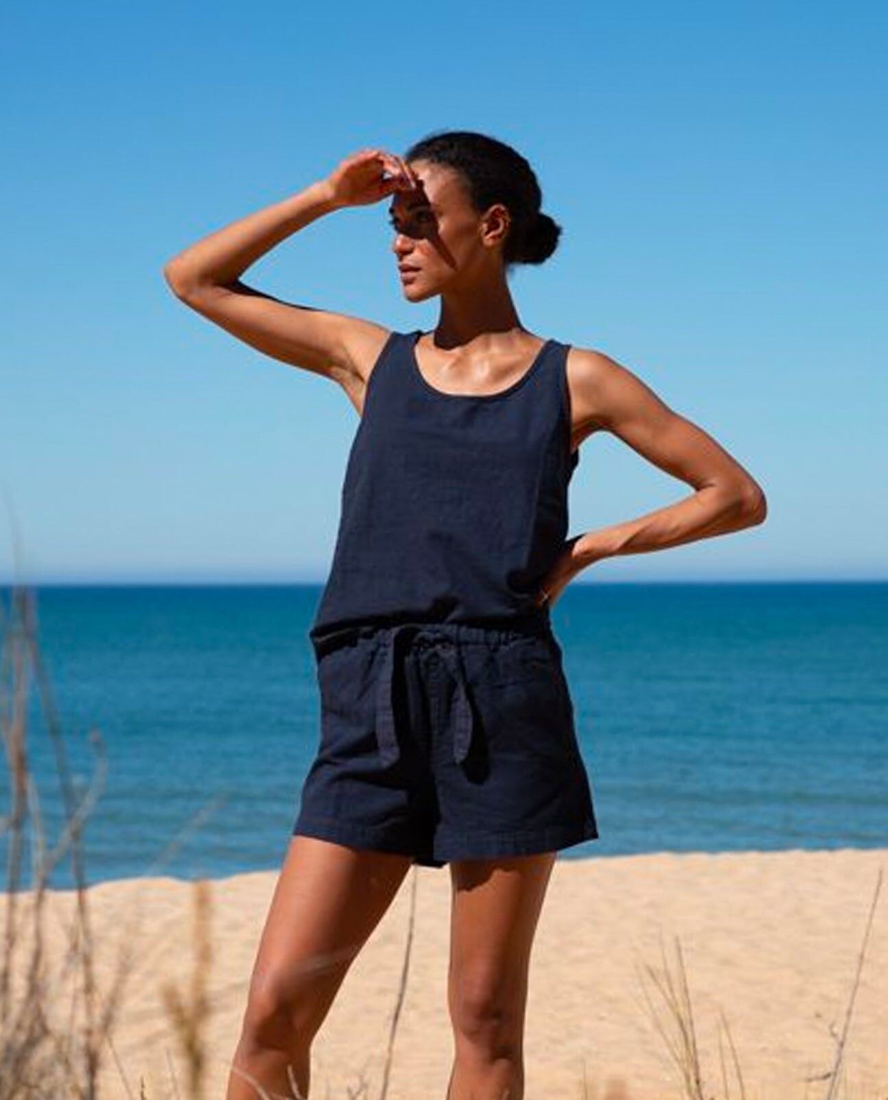honor may cotton linen short in navy 2