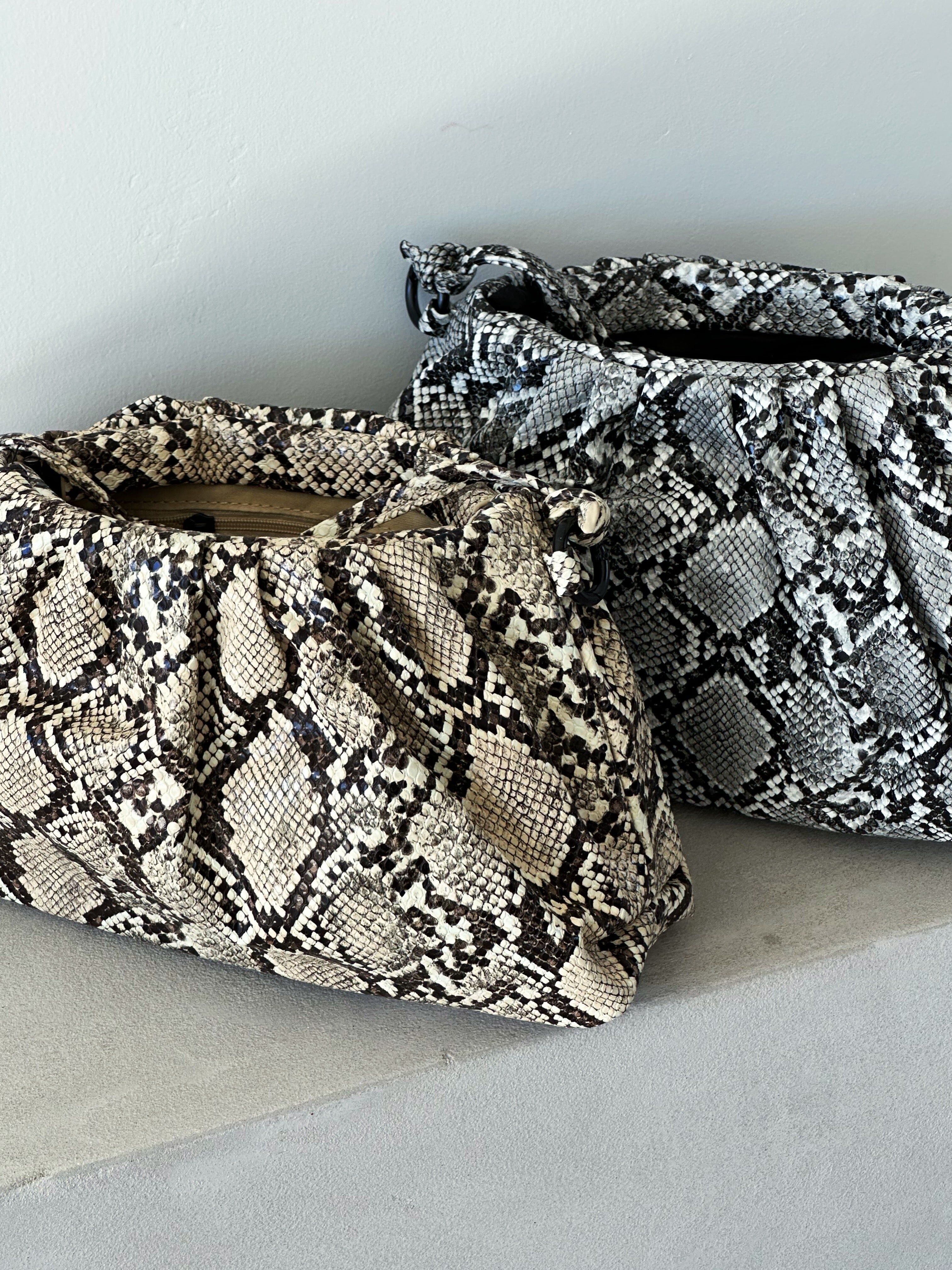 jasmine reptile clutchshoulder bag black 2