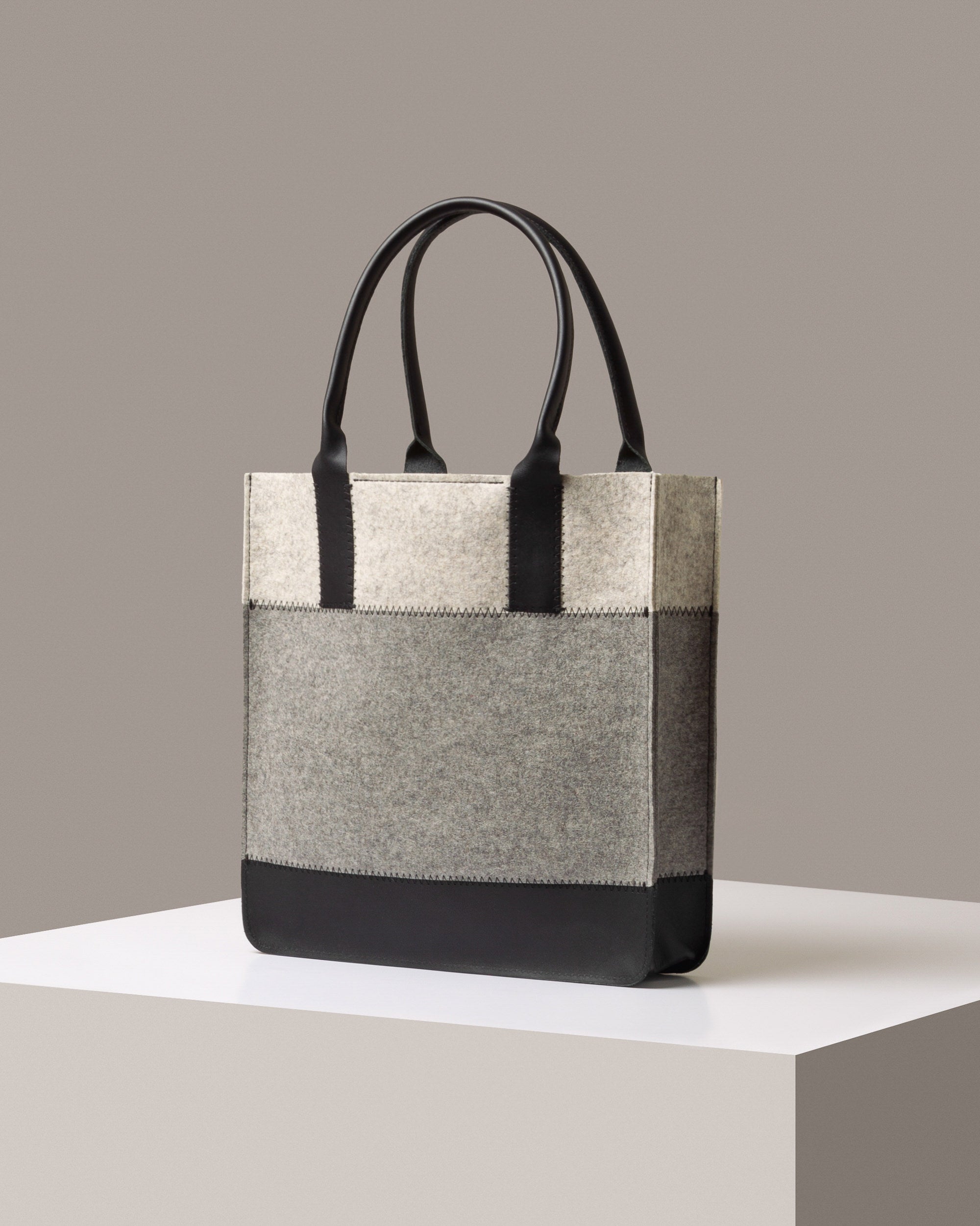 jaunt merino wool tote 1