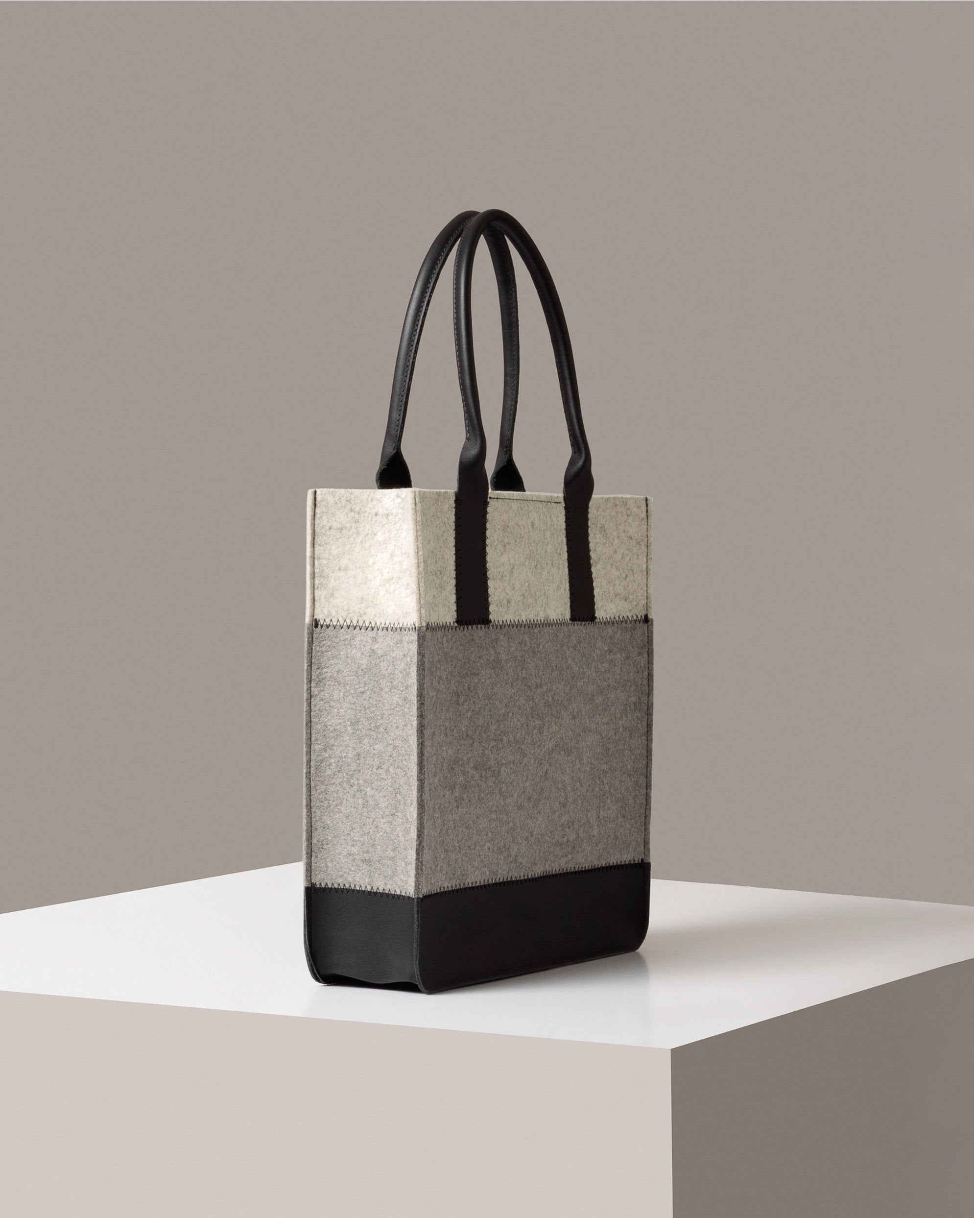 jaunt merino wool tote 3