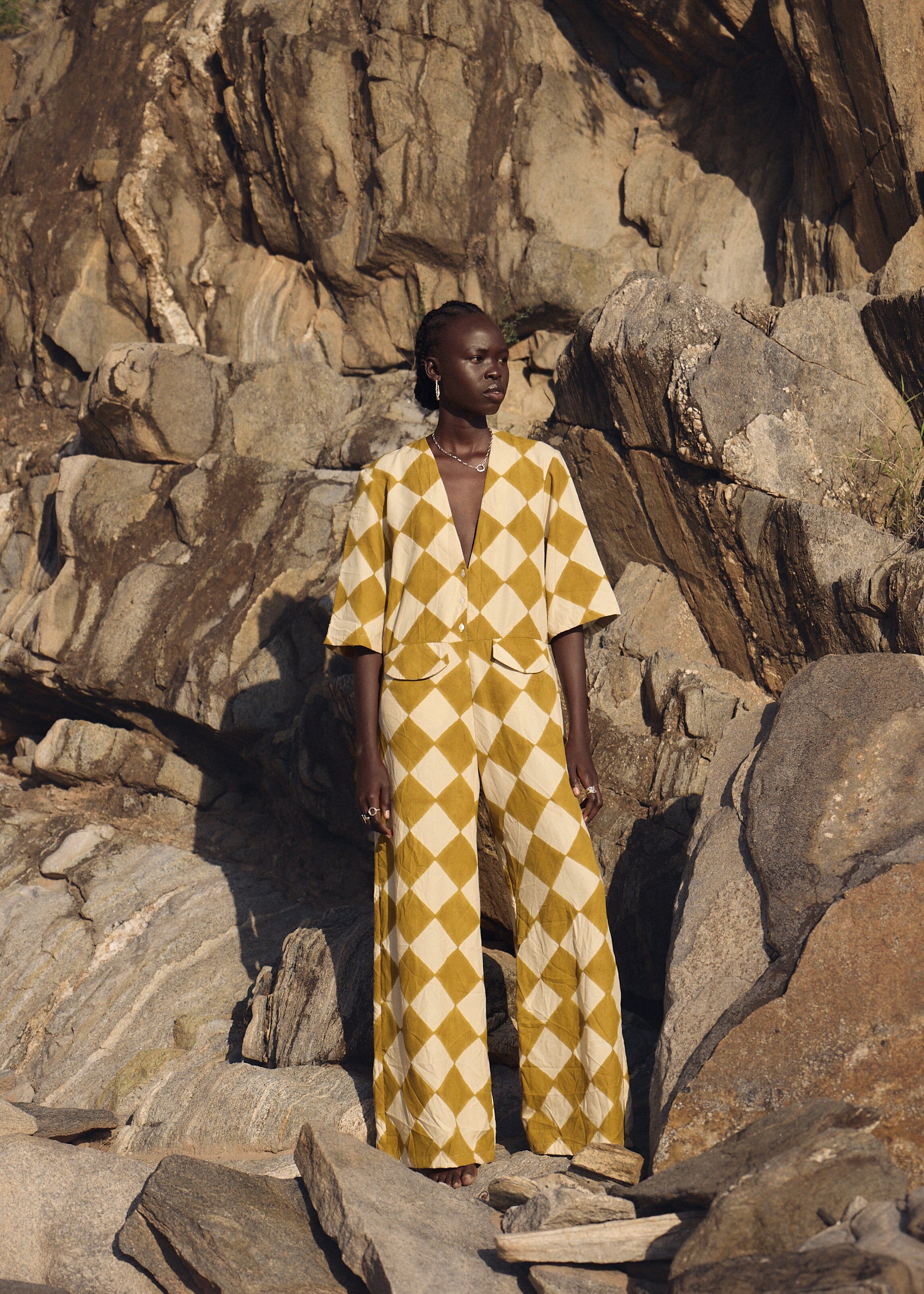 jumpsuit mustard diamond 2