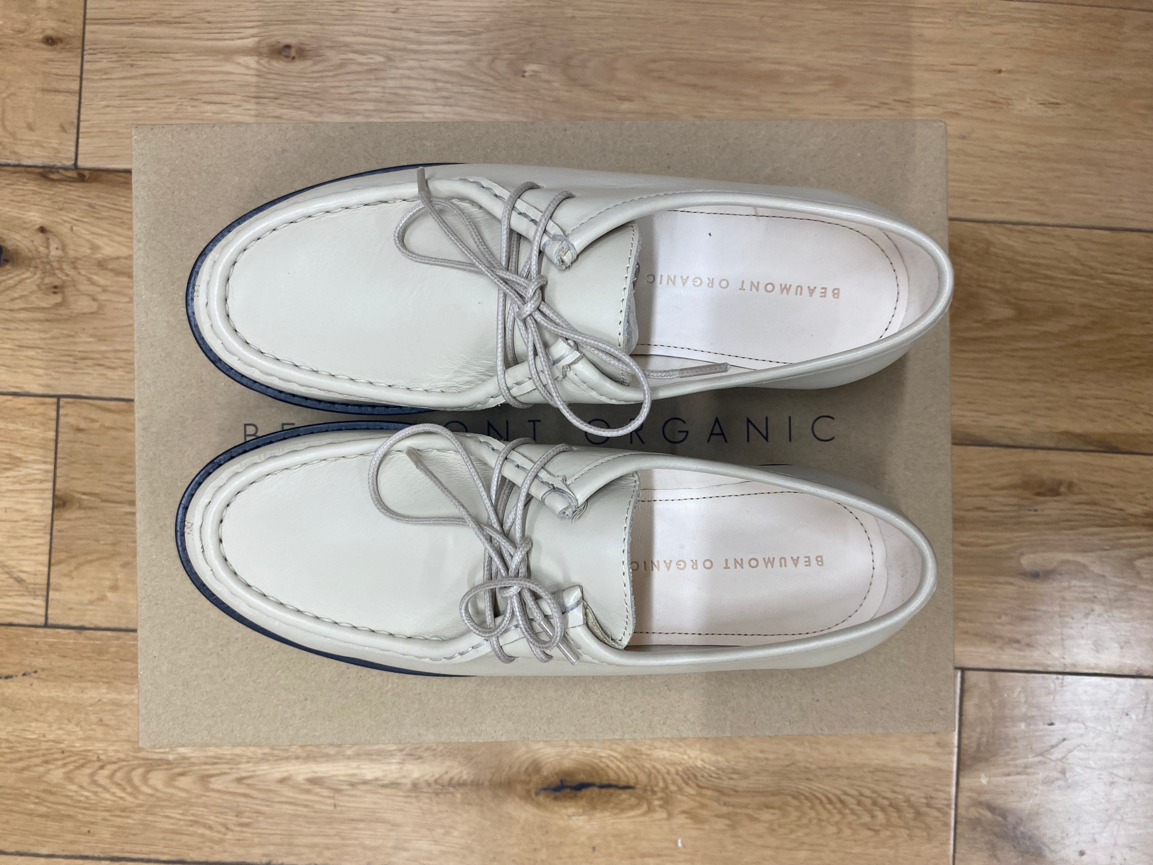 kutsu leather shoe in sand 3