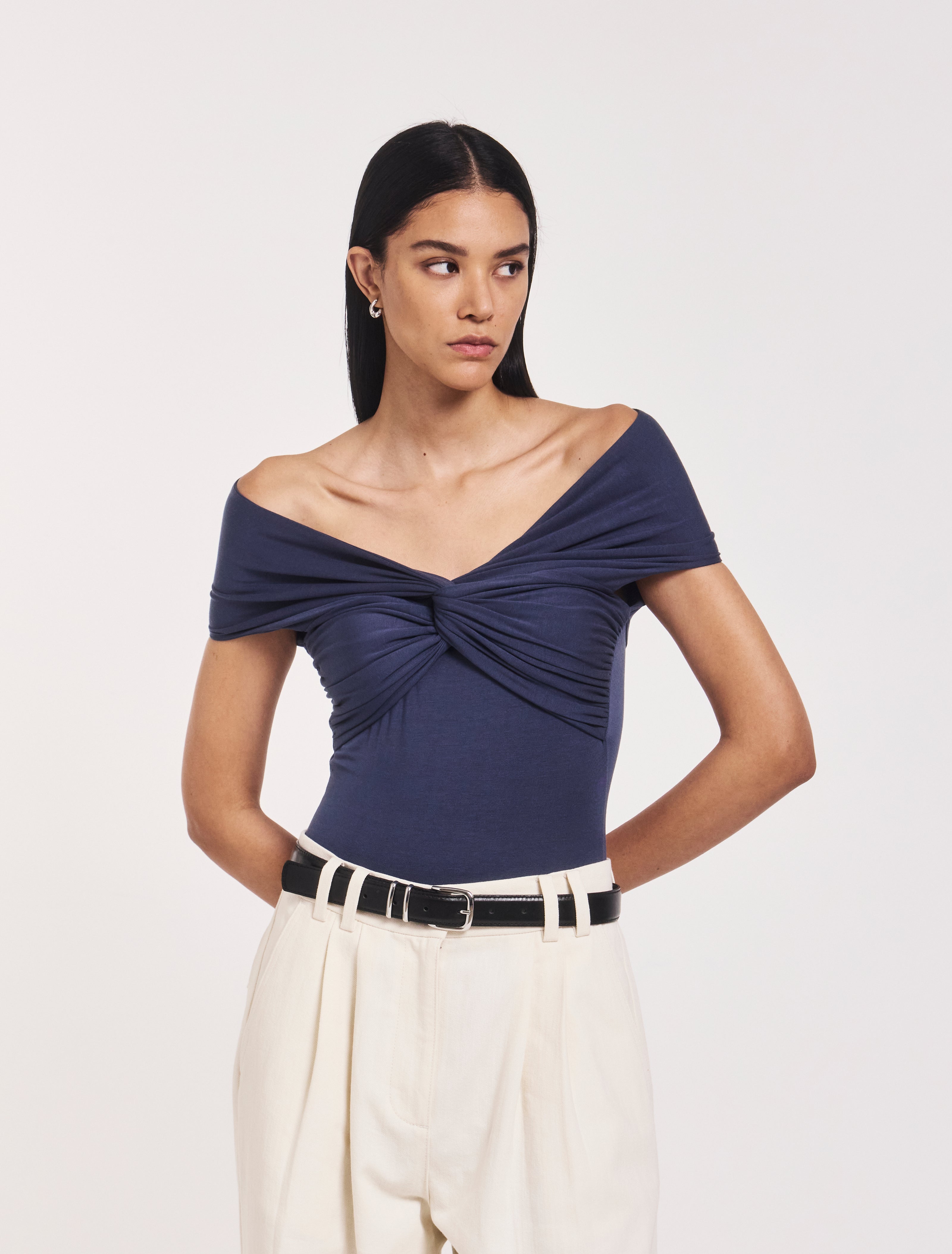 laila twist front bodysuit in nightime 2
