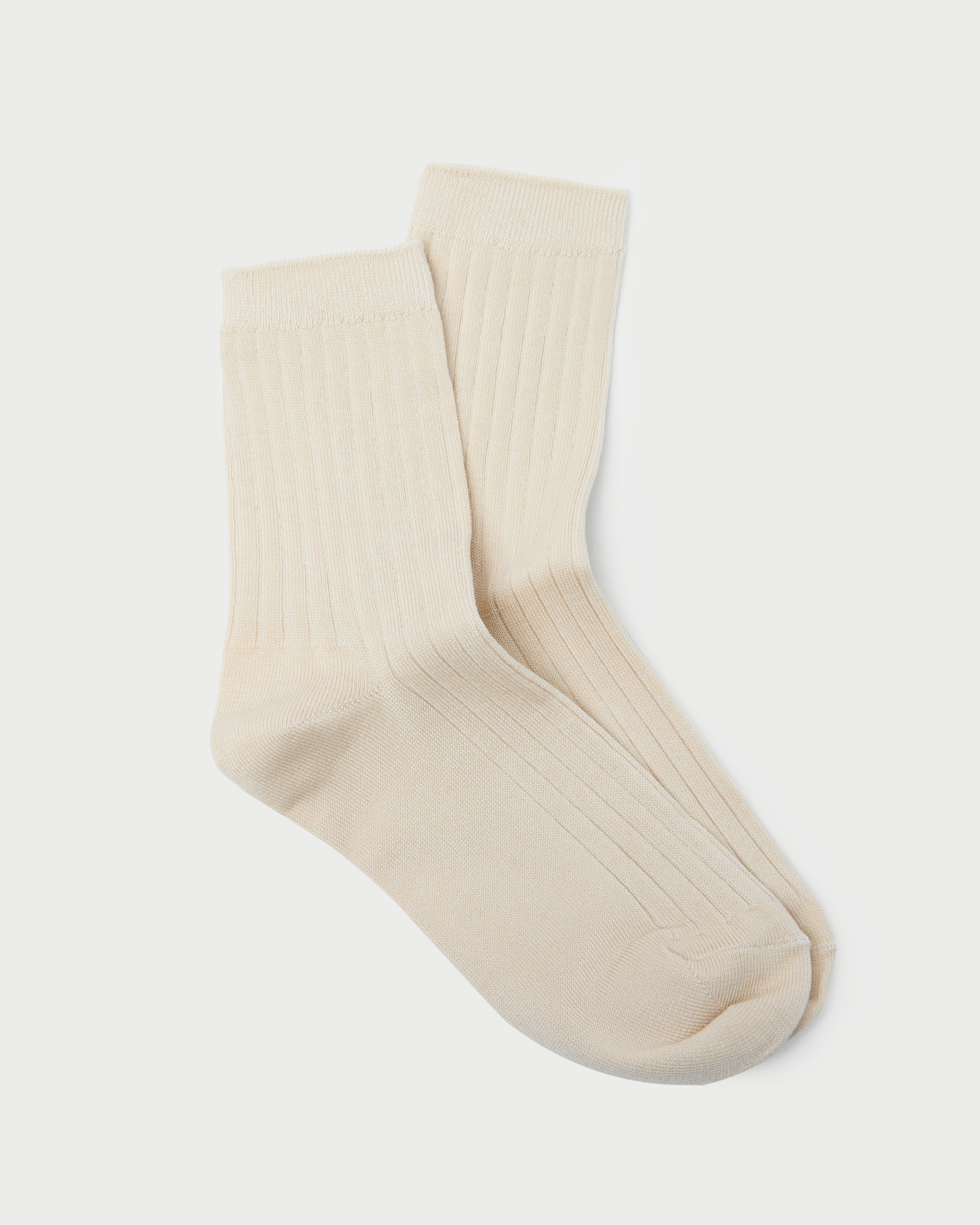 le bon shoppe white trouser sock 1