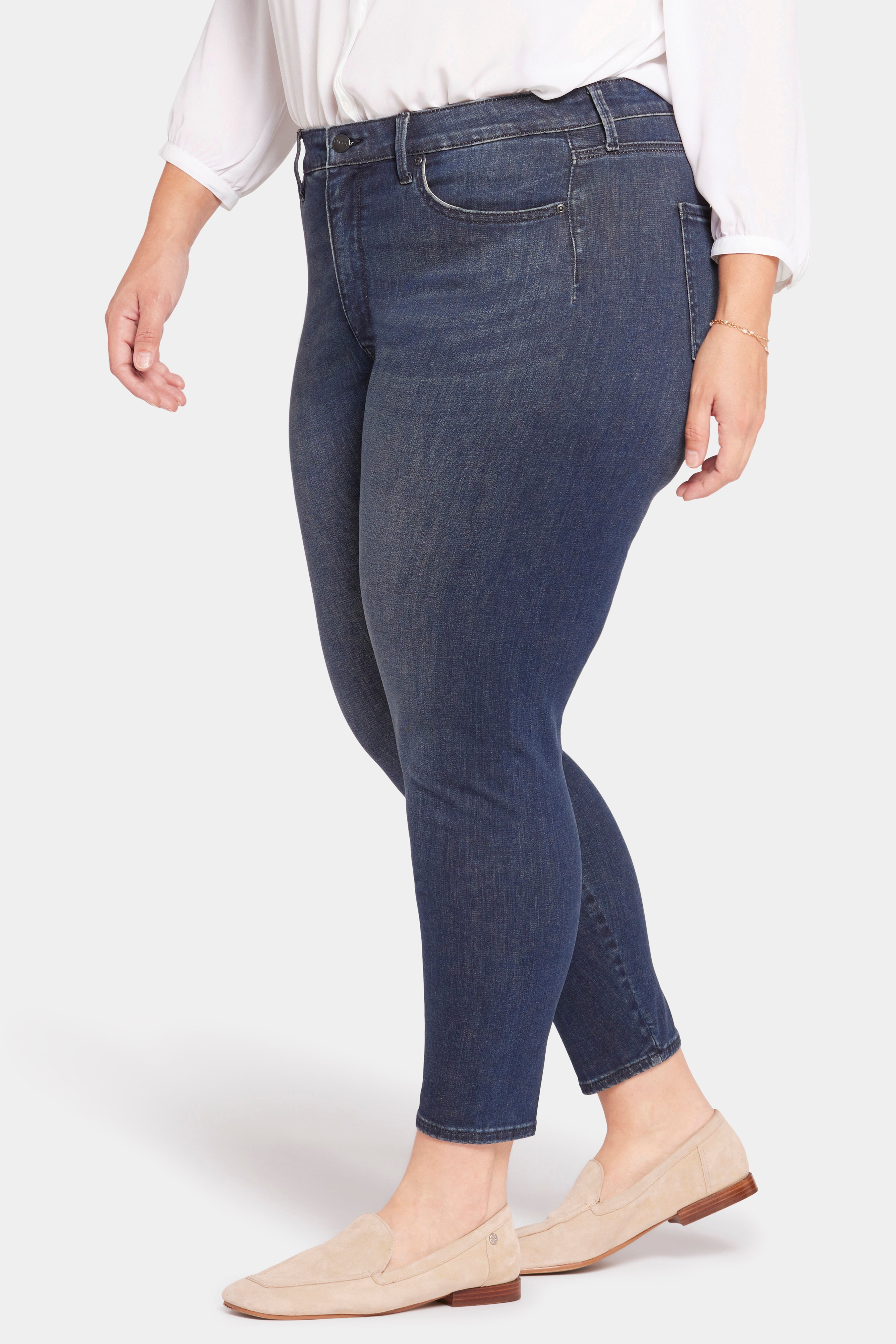 le silhouette ami skinny jeans in petite plus size precious 3