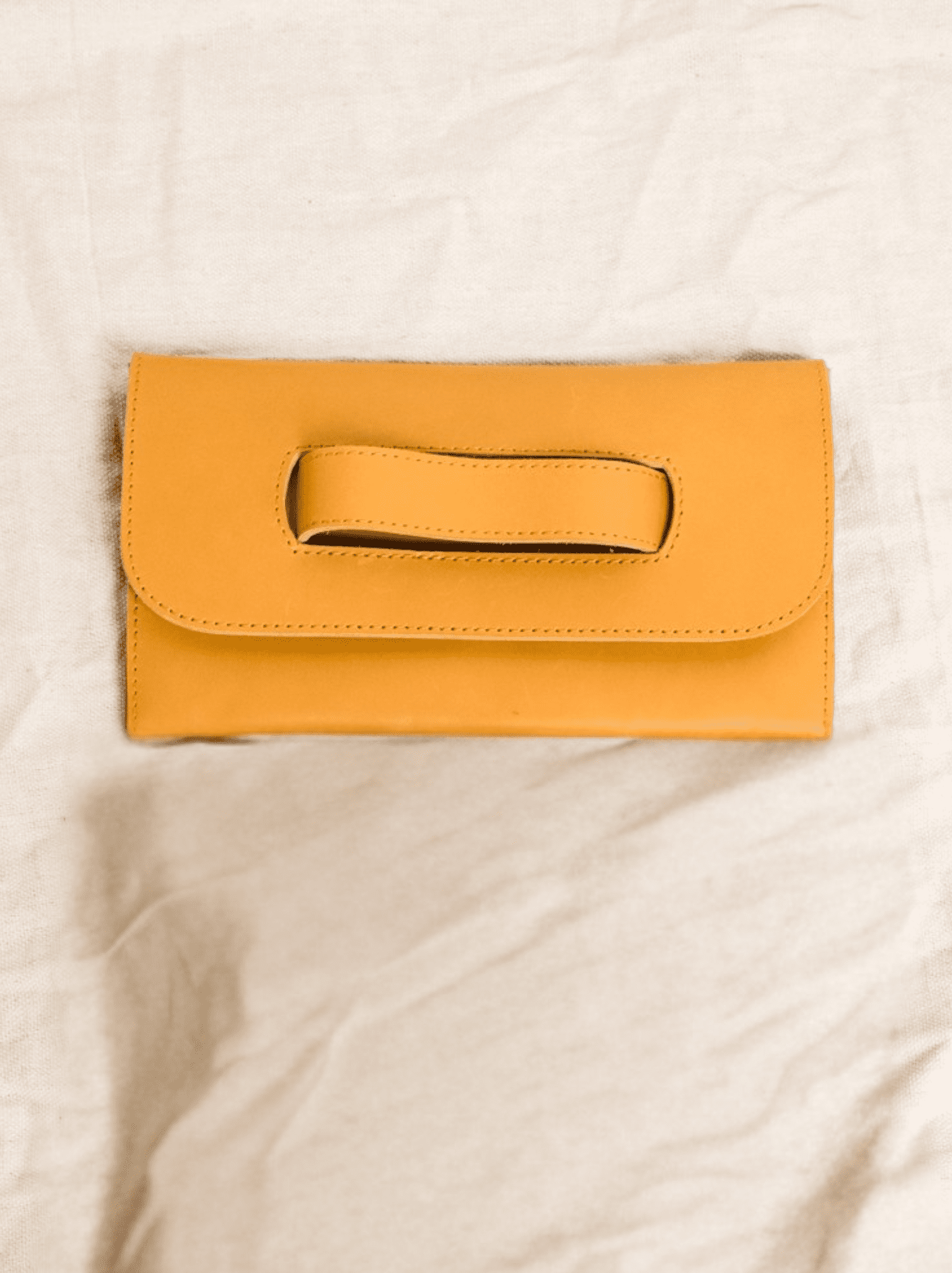 mare handle clutch 1