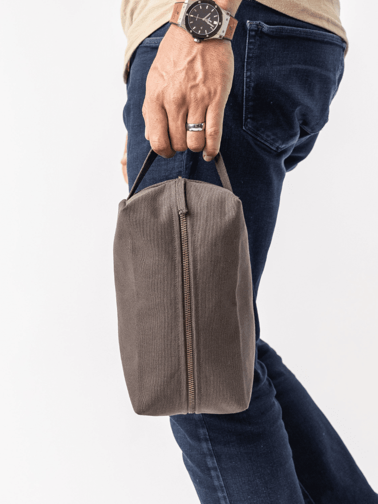 sustainable toiletry bag 1 1