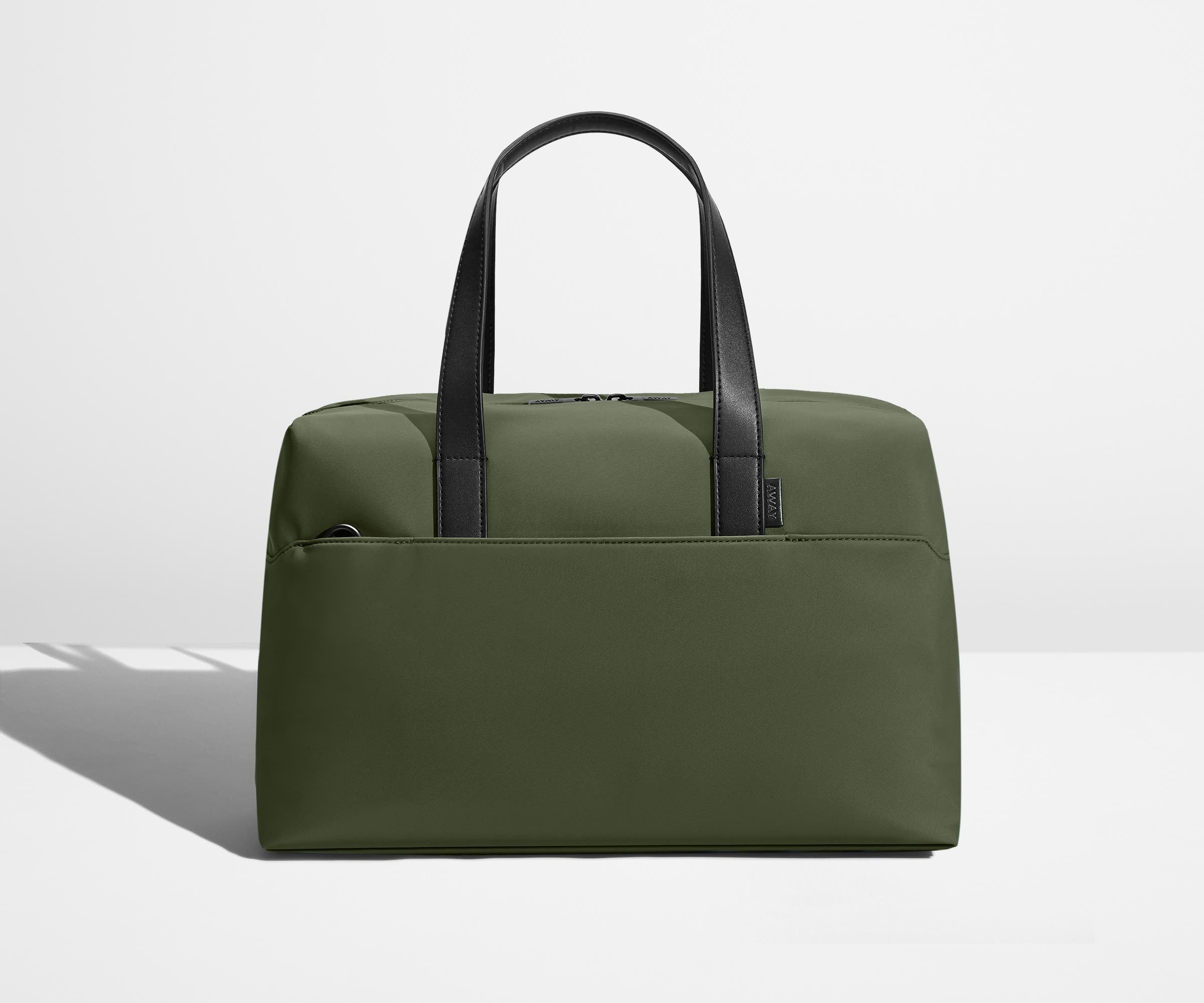 the everywhere bag in olive green 1