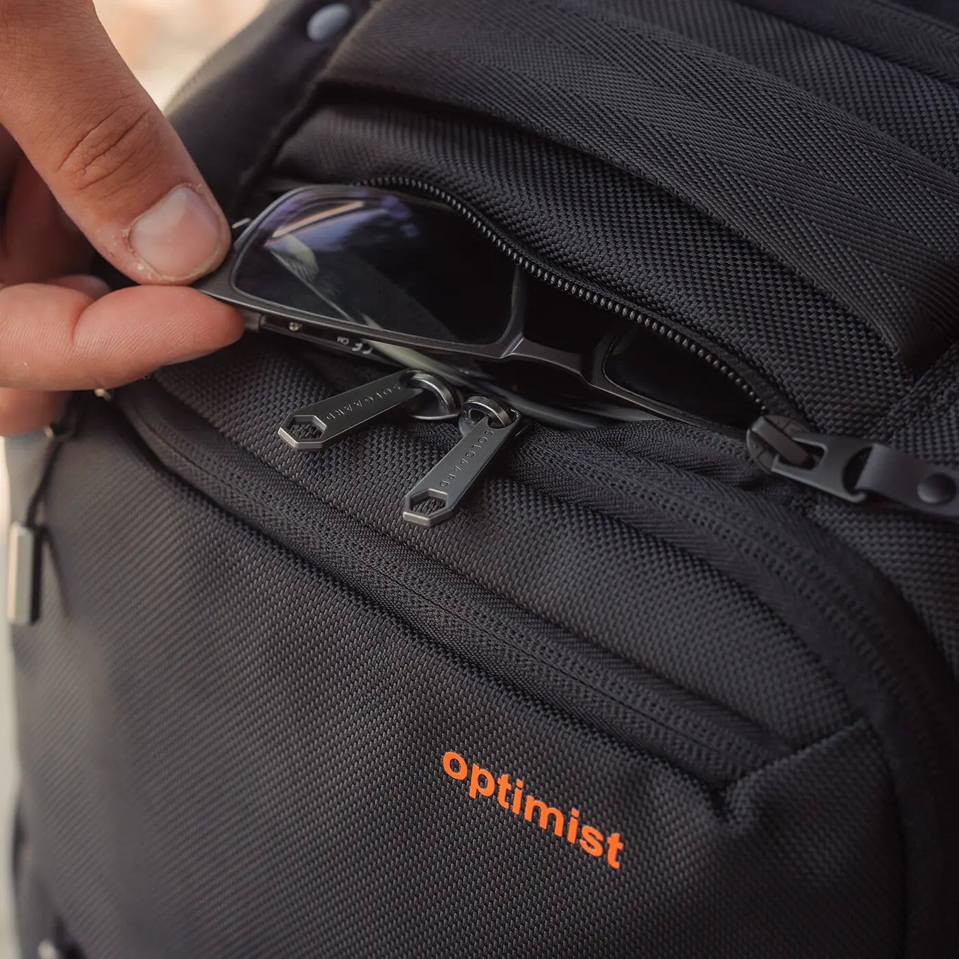 the optimists bag simon sinek 3