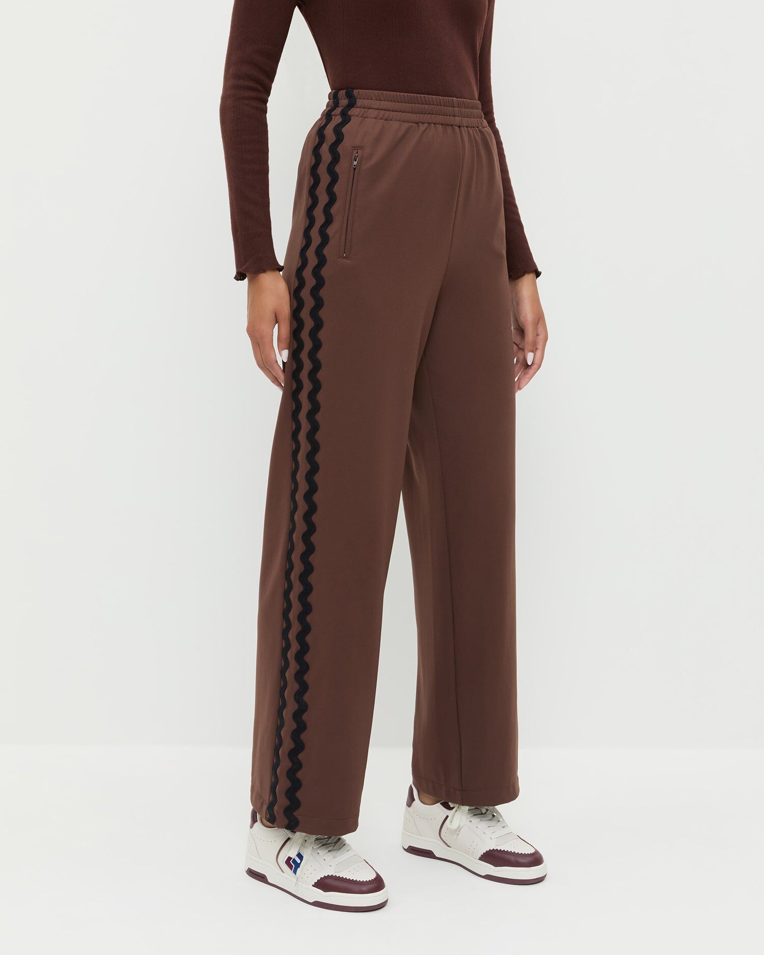 venus track pant 1