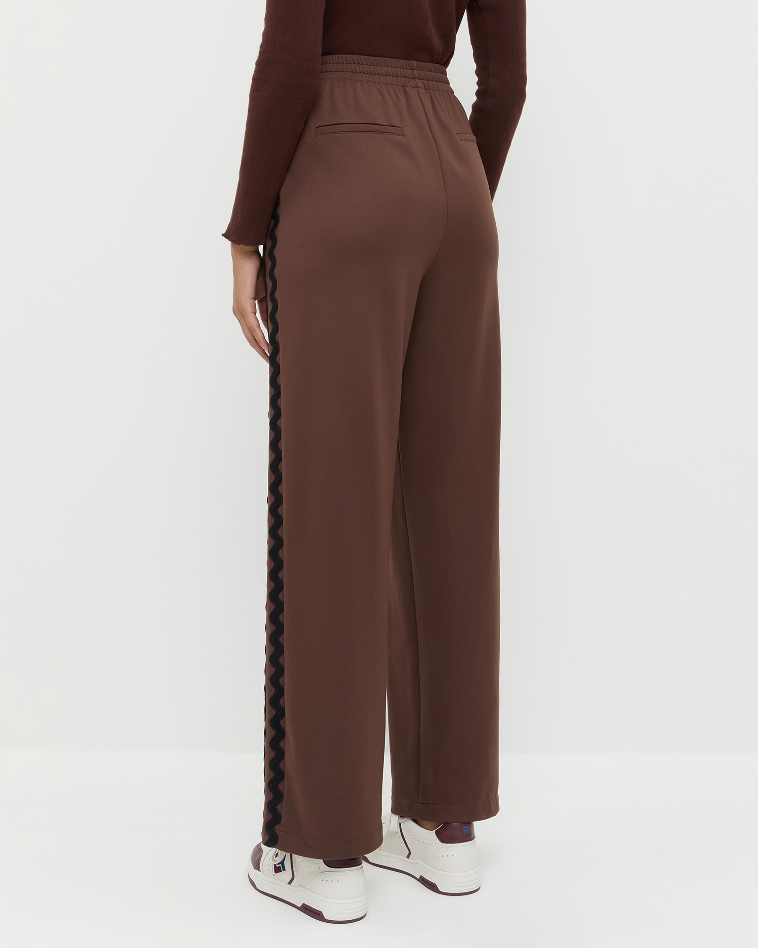 venus track pant 3
