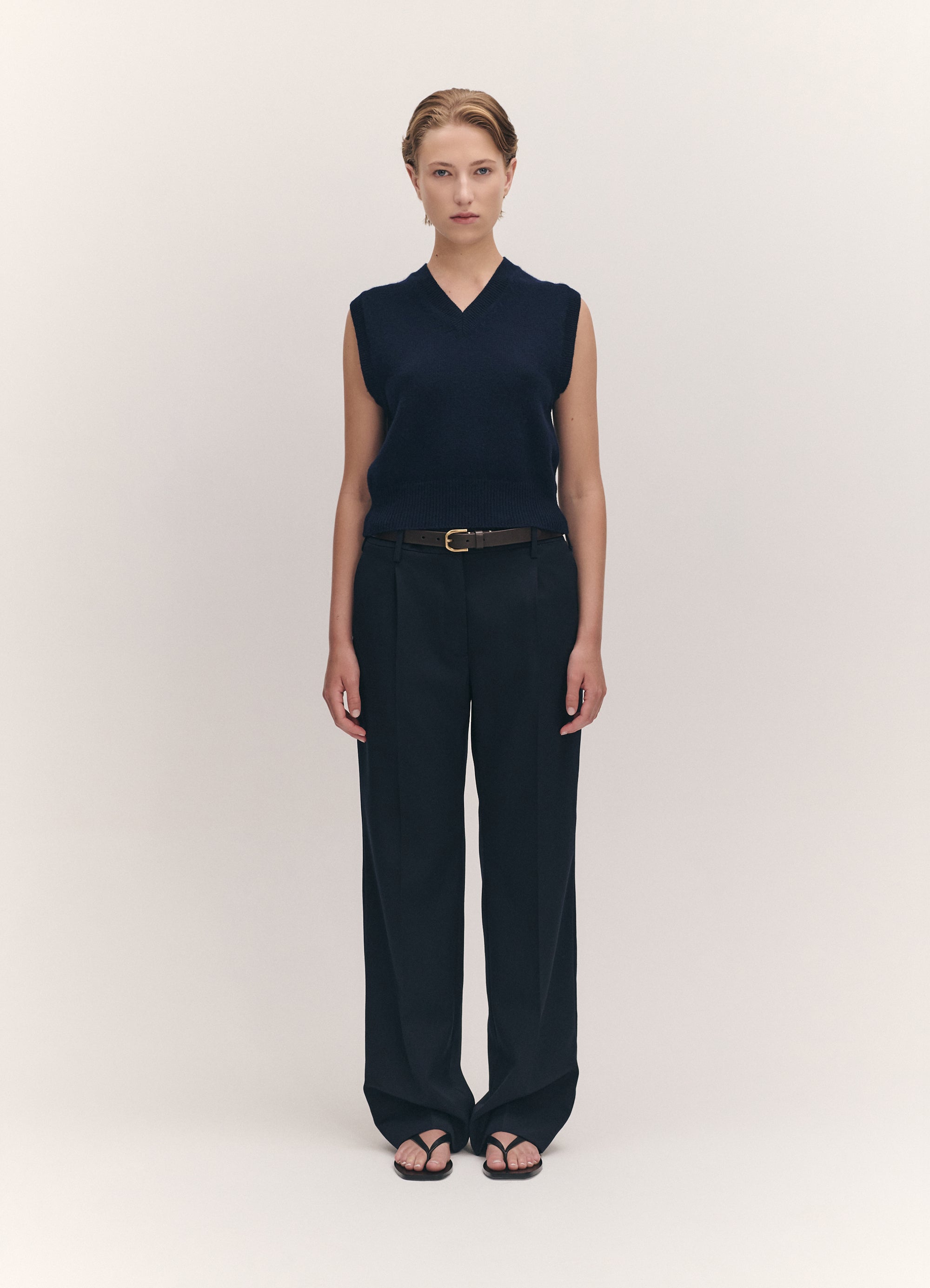 athea tank in navy 3