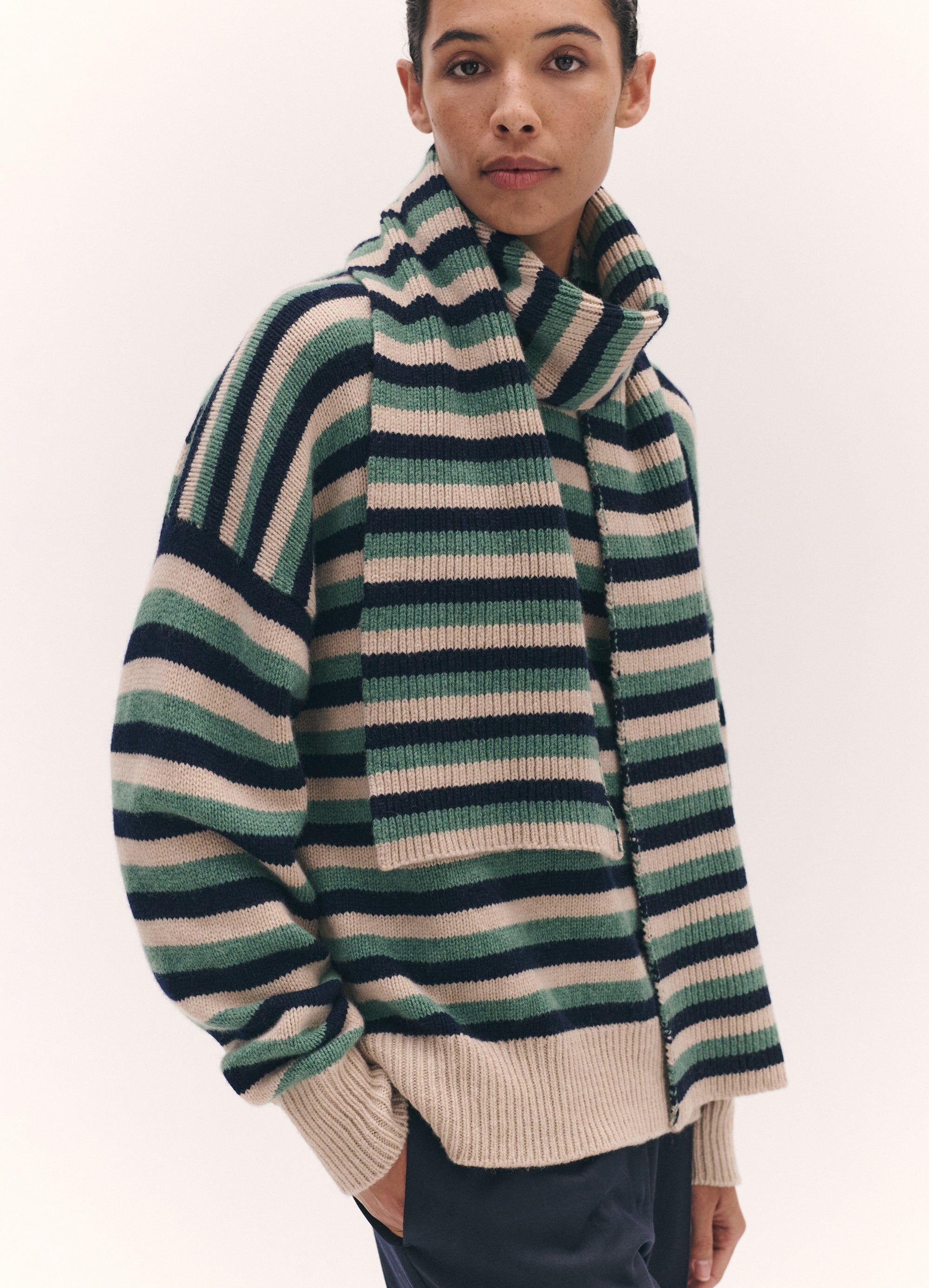 balla crewneck in strath and oatmeal stripe 3