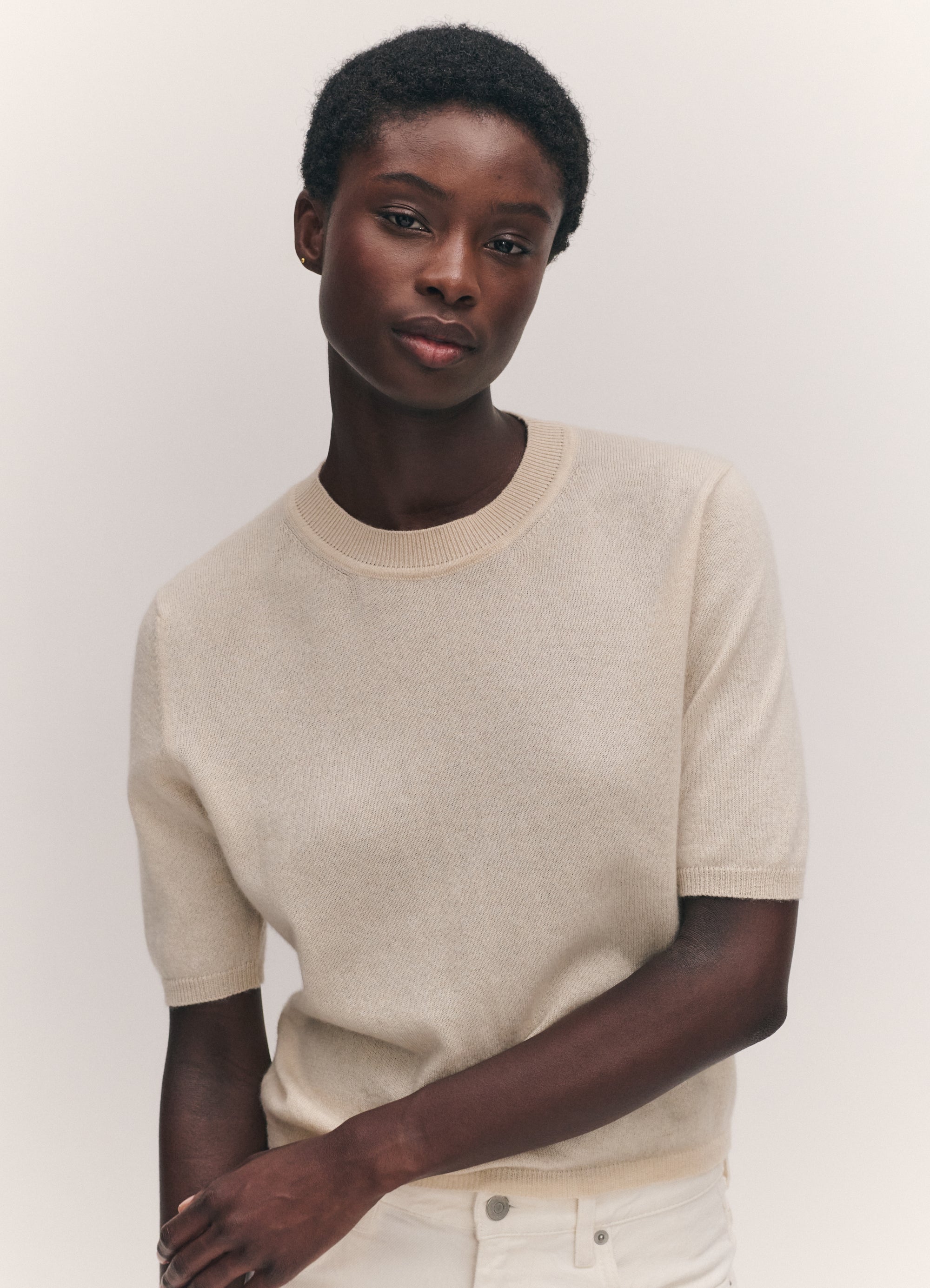 emer cashmere t shirt in canvas 1