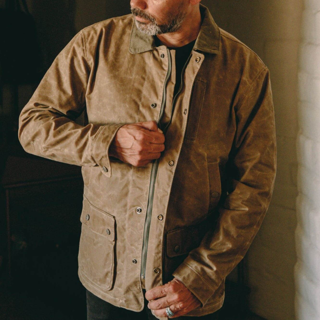 field jacket waxed tan 3