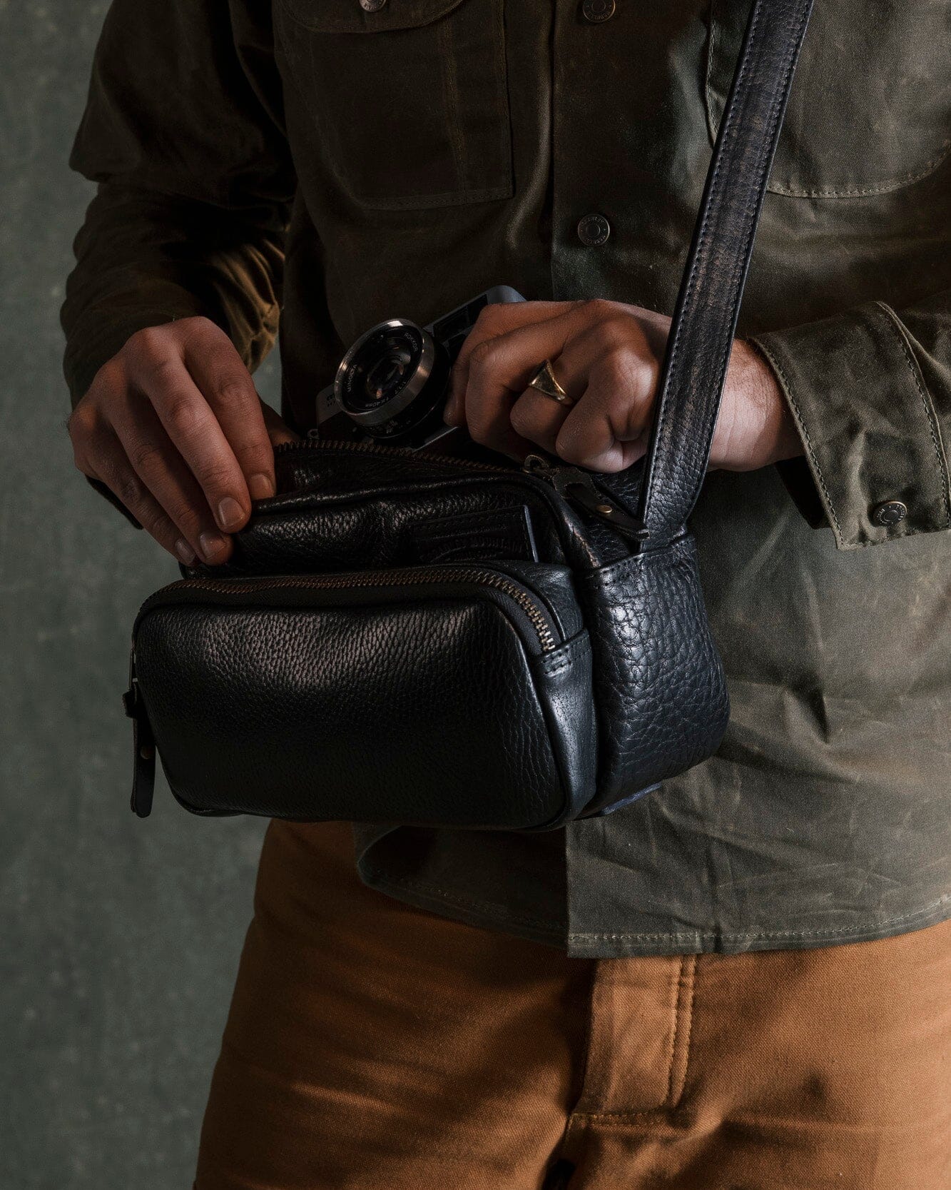 rangefinder bag all leather black 1