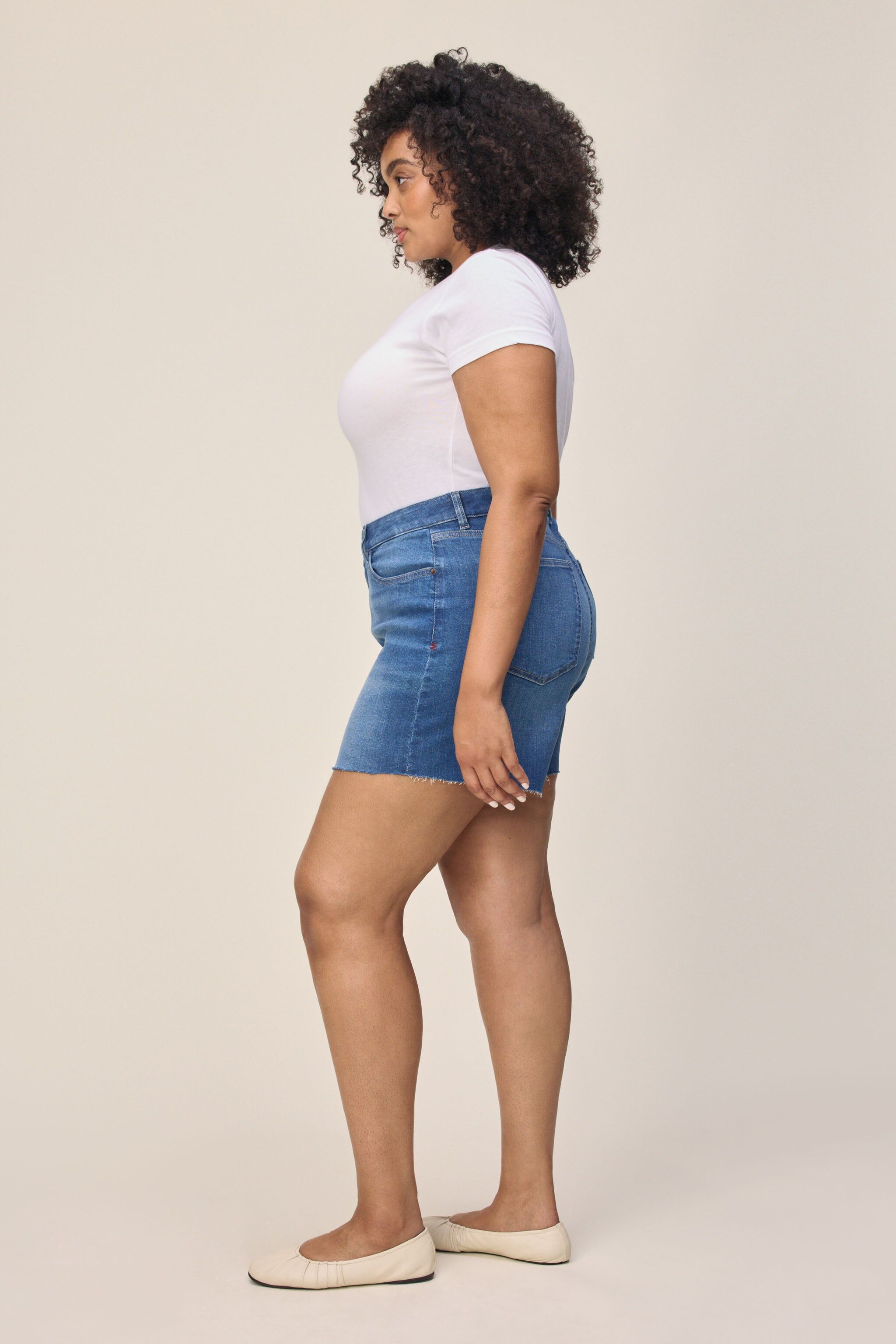 vvi plus relaxed jean short watersong 2