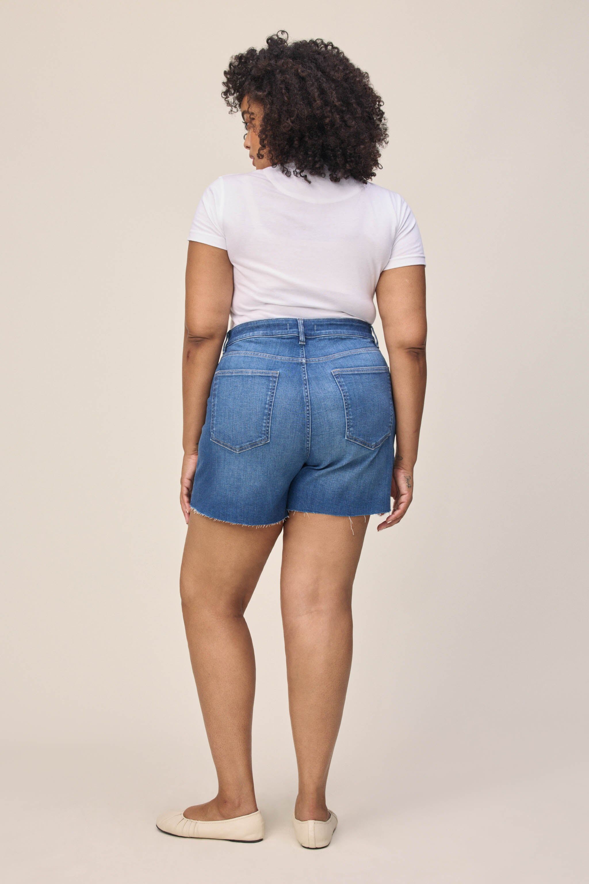 vvi plus relaxed jean short watersong 3